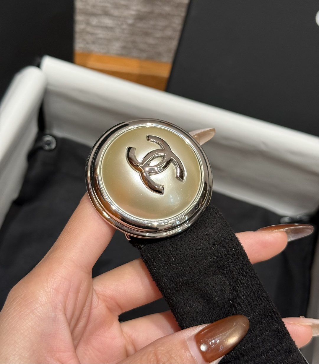 CHANEL 高仿 女款 黑色雙C彈力皮帶 時尚百搭腰帶| 8 CHANEL 高仿 女款 黑色雙C彈力皮帶 時尚百搭腰帶