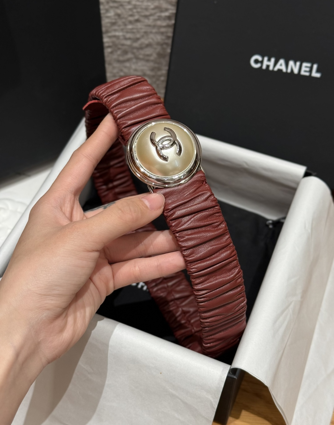 CHANEL 一比一 女款 酒紅色雙C彈力皮帶 時尚精品腰帶| 11 CHANEL 一比一 女款 酒紅色雙C彈力皮帶 時尚精品腰帶