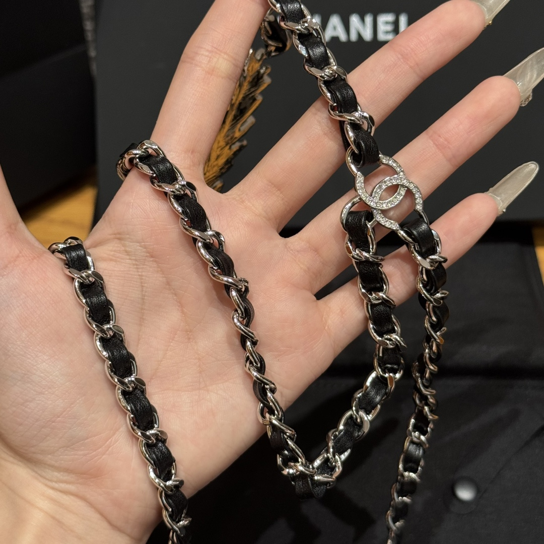CHANEL 原單 女款 羽葉裝飾鏈條腰鏈 氣質時尚精品配件| 10 CHANEL 原單 女款 羽葉裝飾鏈條腰鏈 氣質時尚精品配件