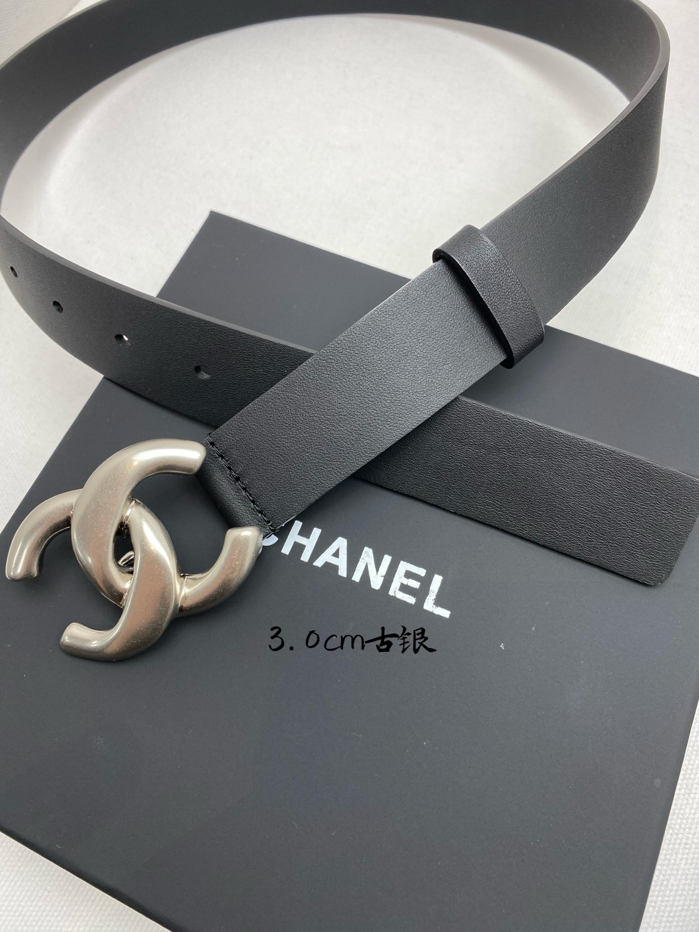 CHANEL 一比一 女款 3.0cm雙C扣黑色皮帶 古銀扣百搭款| 10 CHANEL 一比一 女款 3.0cm雙C扣黑色皮帶 古銀扣百搭款
