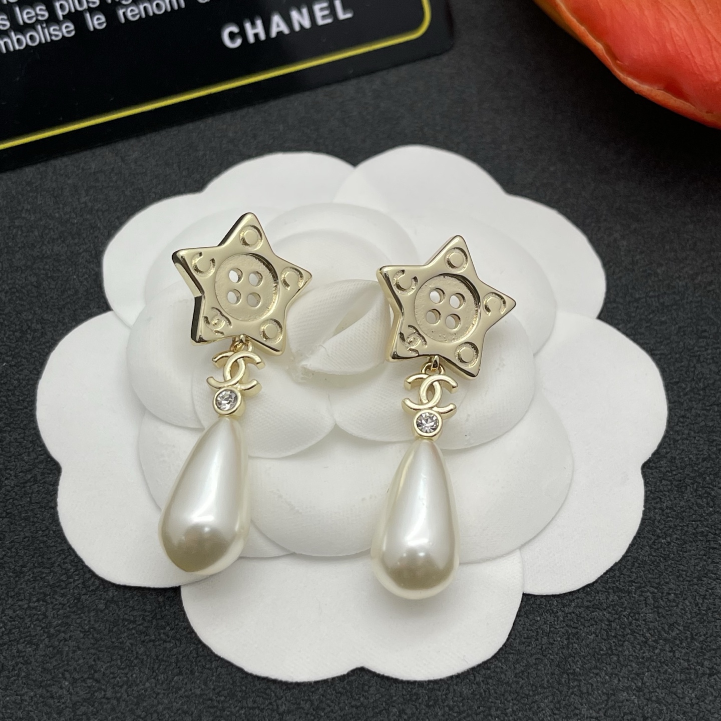 CHANEL 高仿五角星珍珠耳環 金色可愛吊墜款| 11 CHANEL 高仿五角星珍珠耳環 金色可愛吊墜款