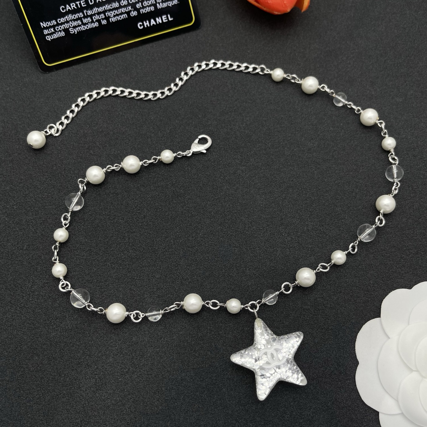 Chanel 原單星星珍珠串鍊項鍊|透明珠+珍珠優雅混搭設計| 6 Chanel 原單星星珍珠串鍊項鍊|透明珠+珍珠優雅混搭設計