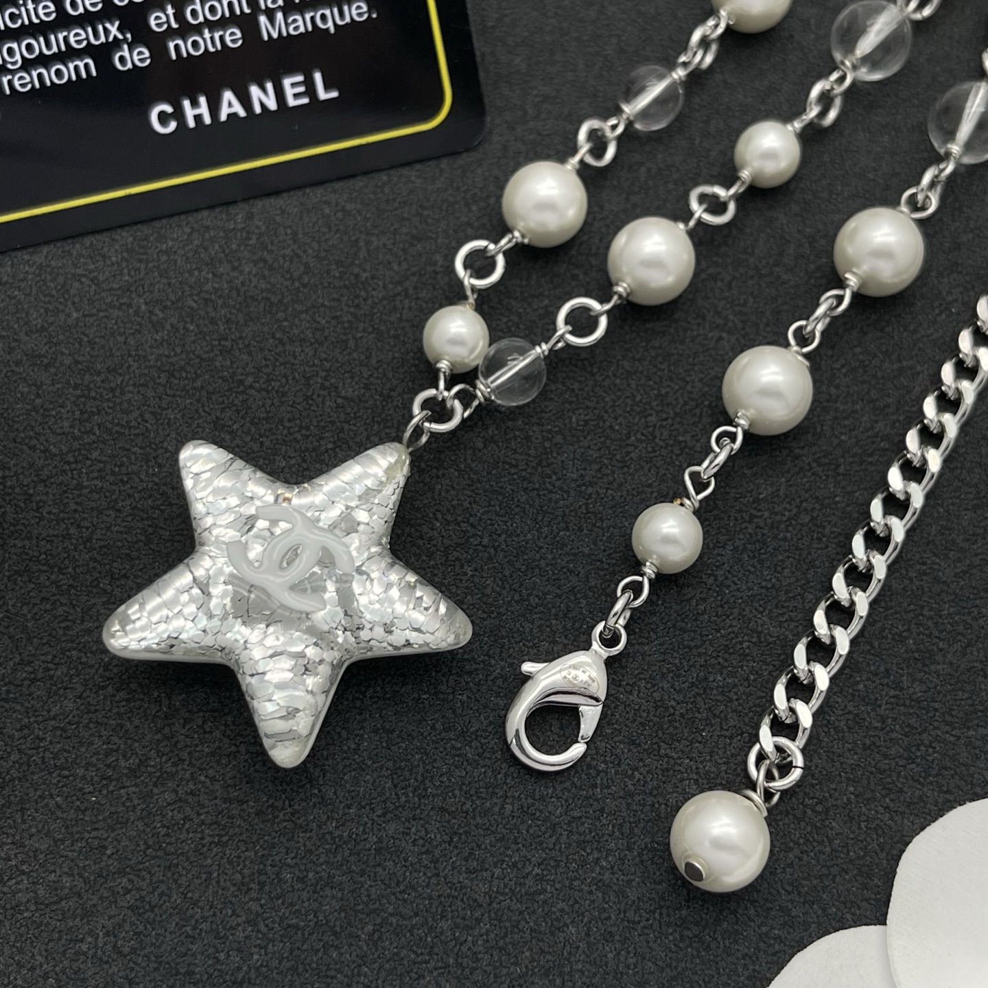Chanel 原單星星珍珠串鍊項鍊|透明珠+珍珠優雅混搭設計| 11 Chanel 原單星星珍珠串鍊項鍊|透明珠+珍珠優雅混搭設計