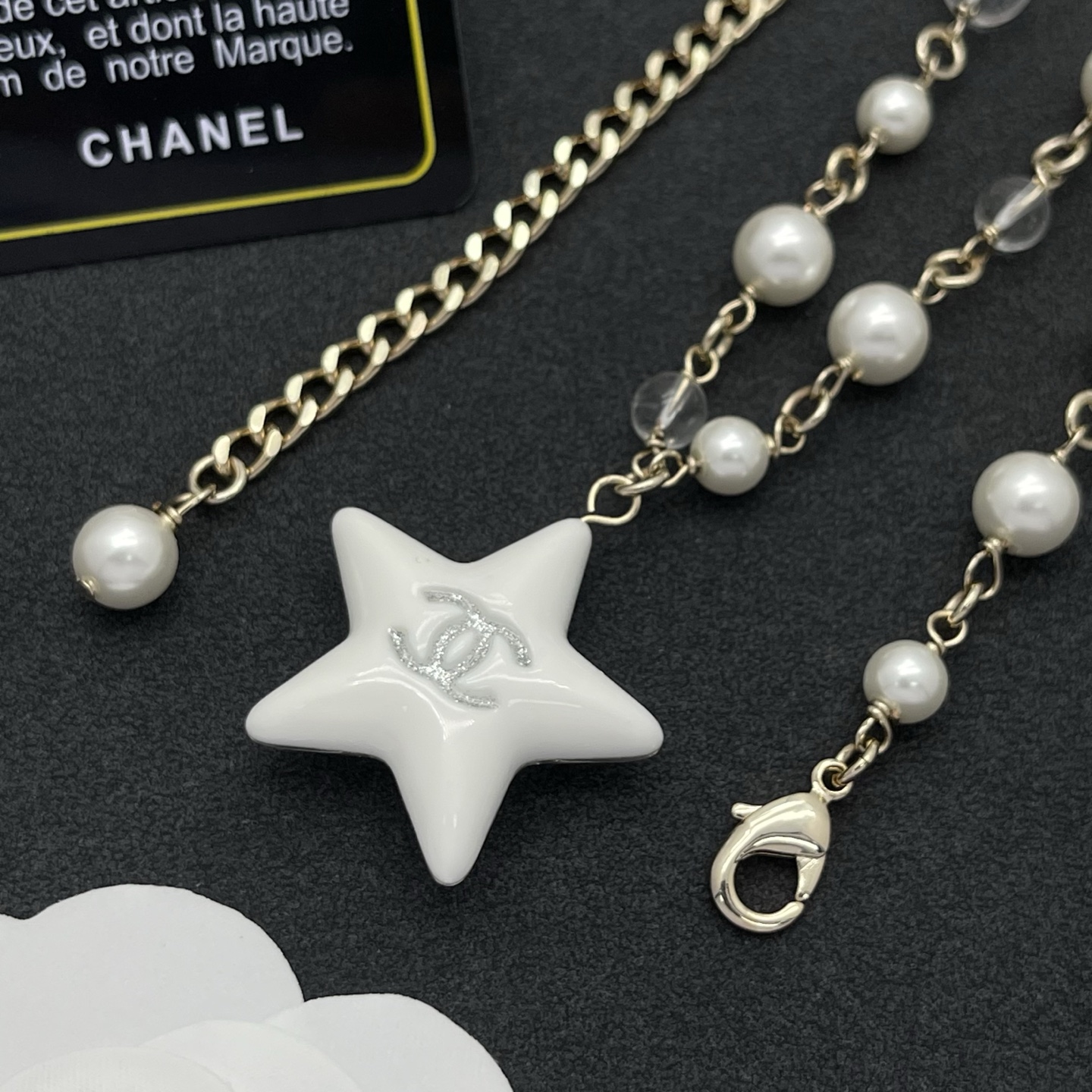 Chanel 一比一金色星星珍珠串鍊項鍊|柔亮珍珠與透明珠設計| 9 Chanel 一比一金色星星珍珠串鍊項鍊|柔亮珍珠與透明珠設計