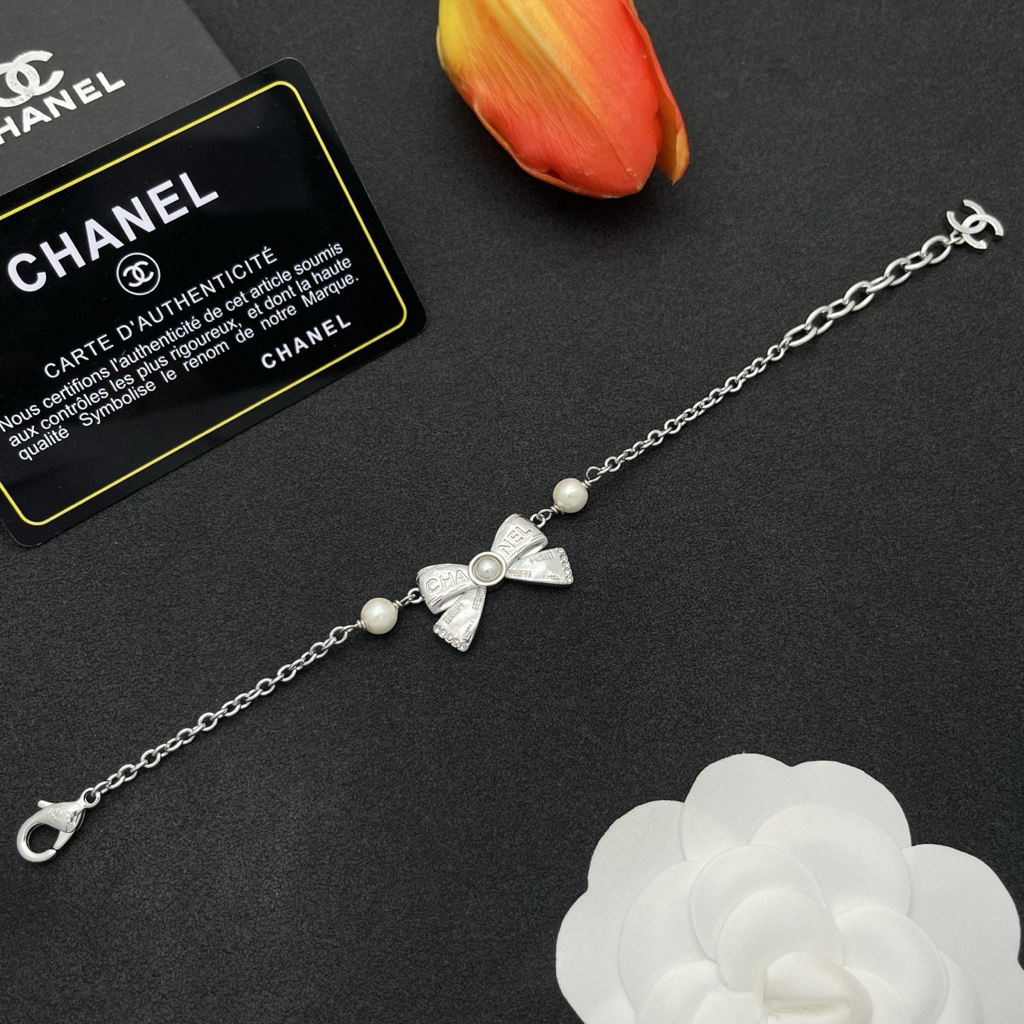 CHANEL 一比一 蝴蝶結珍珠手鍊 女款 氣質銀色立體設計 小香風精品飾品| 14 CHANEL 一比一 蝴蝶結珍珠手鍊 女款 氣質銀色立體設計 小香風精品飾品