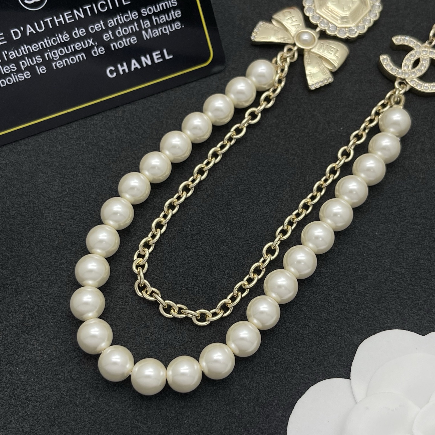 Chanel 蝴蝶結珍珠項鍊 原單 女款 金色立體蝴蝶結設計 氣質甜美精品風| 10 Chanel 蝴蝶結珍珠項鍊 原單 女款 金色立體蝴蝶結設計 氣質甜美精品風