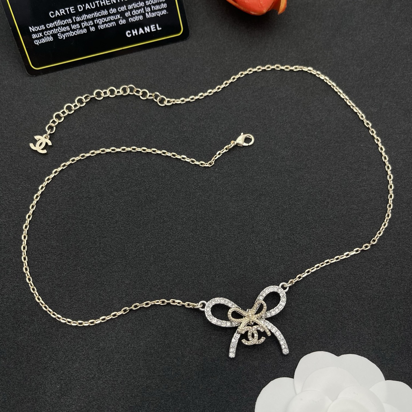 Chanel 蝴蝶結水鑽項鍊 高仿 女款 金色精品氣質設計| 13 Chanel 蝴蝶結水鑽項鍊 高仿 女款 金色精品氣質設計
