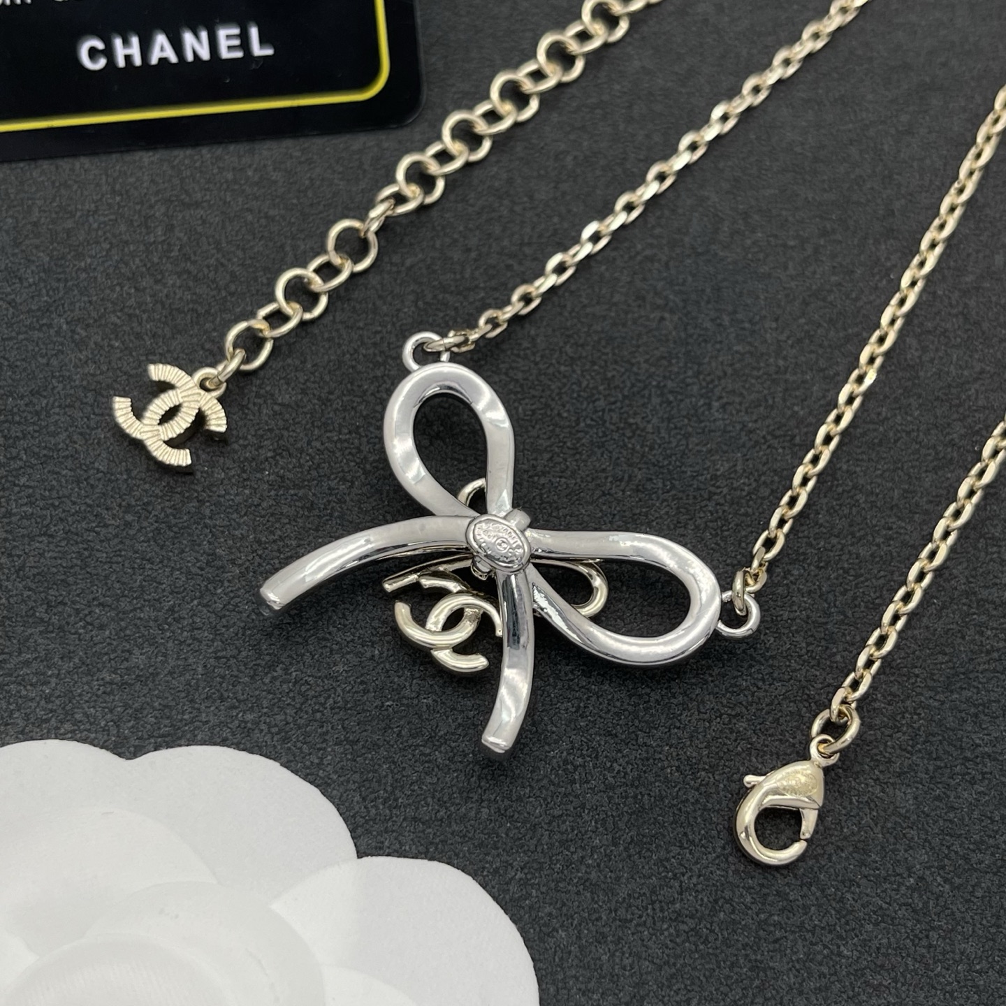 Chanel 蝴蝶結水鑽項鍊 高仿 女款 金色精品氣質設計| 8 Chanel 蝴蝶結水鑽項鍊 高仿 女款 金色精品氣質設計