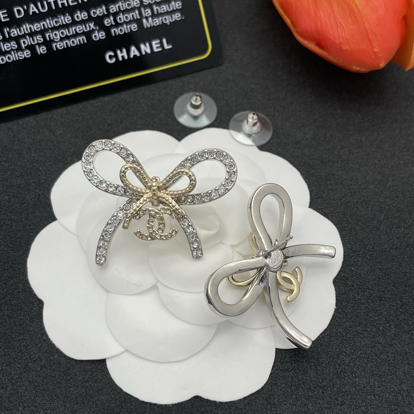 Chanel 蝴蝶結水鑽耳環 一比一 金色精品風 小香風氣質耳飾| 10 Chanel 蝴蝶結水鑽耳環 一比一 金色精品風 小香風氣質耳飾