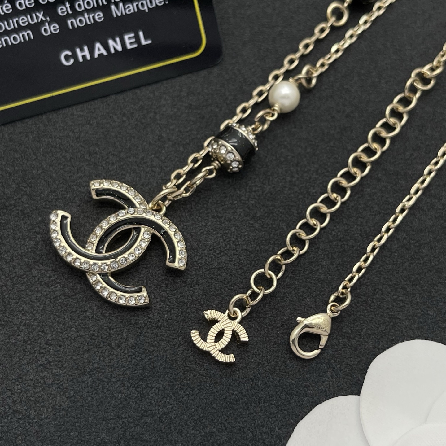 Chanel 黑金 CC 不對稱項鍊 原單 女款 黑珍珠元素 時髦高級風| 11 Chanel 黑金 CC 不對稱項鍊 原單 女款 黑珍珠元素 時髦高級風