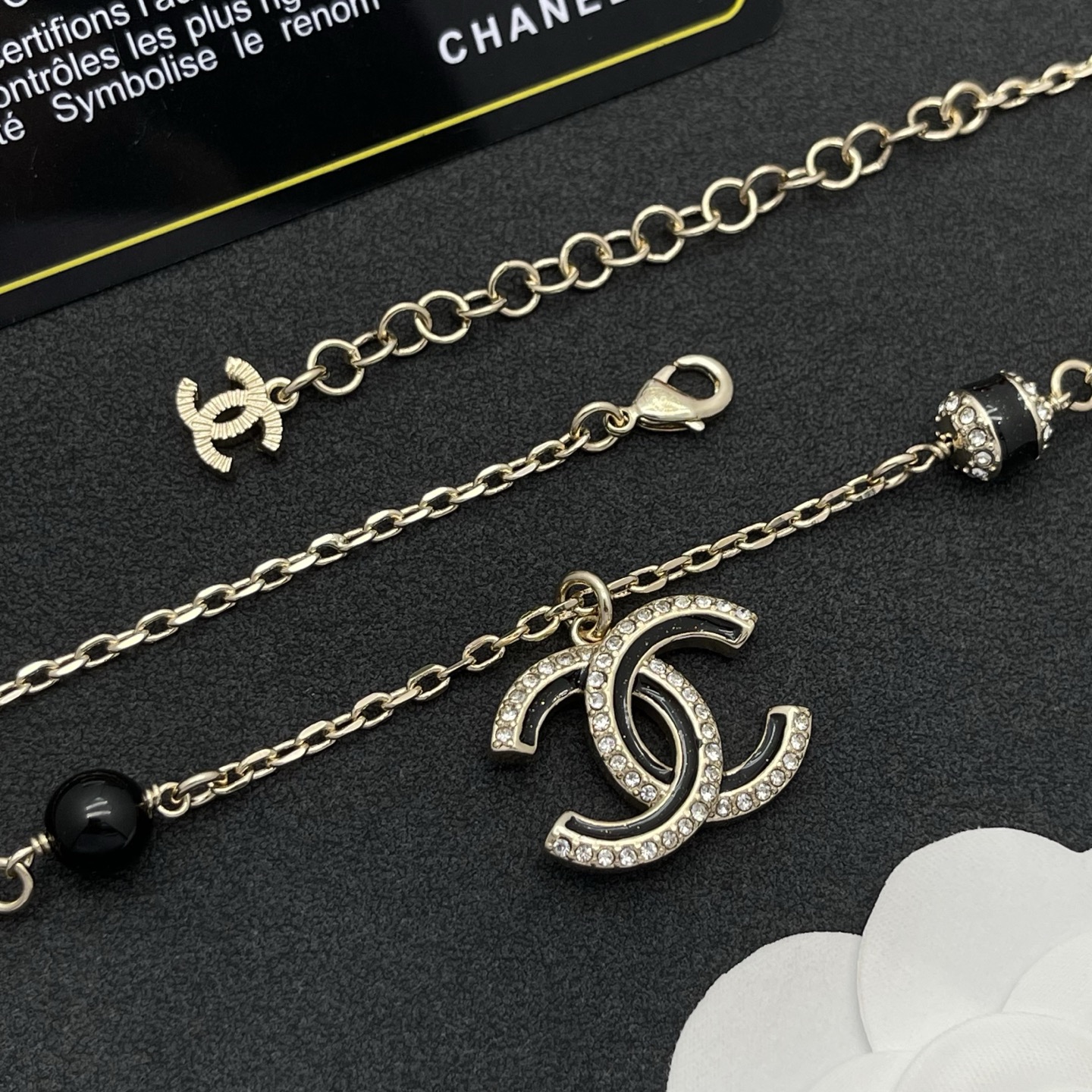 Chanel 黑金 CC 不對稱項鍊 原單 女款 黑珍珠元素 時髦高級風| 9 Chanel 黑金 CC 不對稱項鍊 原單 女款 黑珍珠元素 時髦高級風