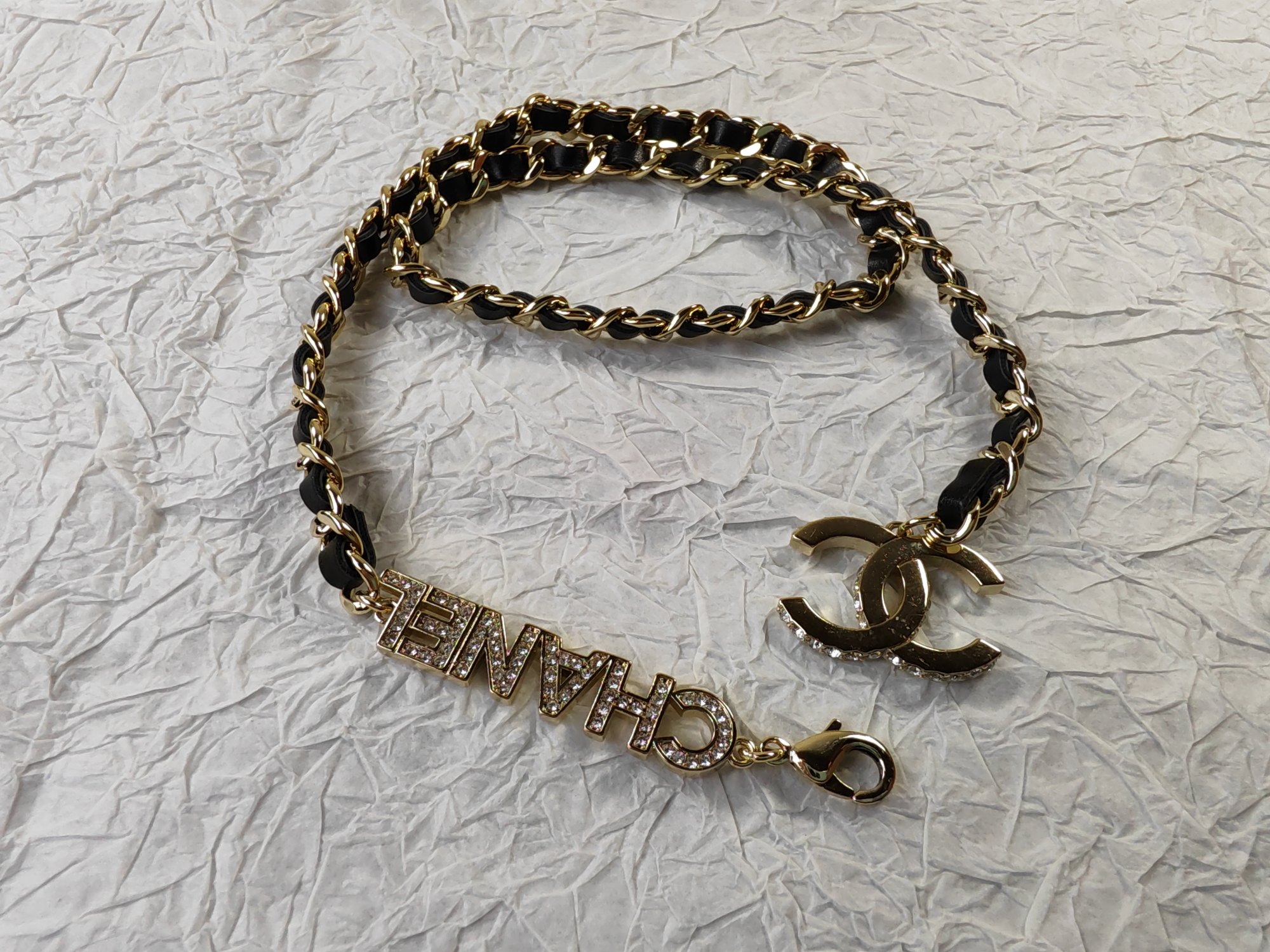 CHANEL 高仿黑皮穿鏈細緻鎖骨鏈|金屬香奈兒字母點綴質感飾品| 13 CHANEL 高仿黑皮穿鏈細緻鎖骨鏈|金屬香奈兒字母點綴質感飾品