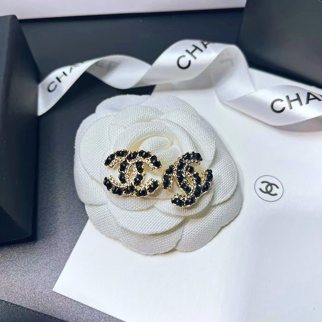 CHANEL 一比一黑鑽雙C耳釘|個性亮鑽立體耳飾| 7 CHANEL 一比一黑鑽雙C耳釘|個性亮鑽立體耳飾