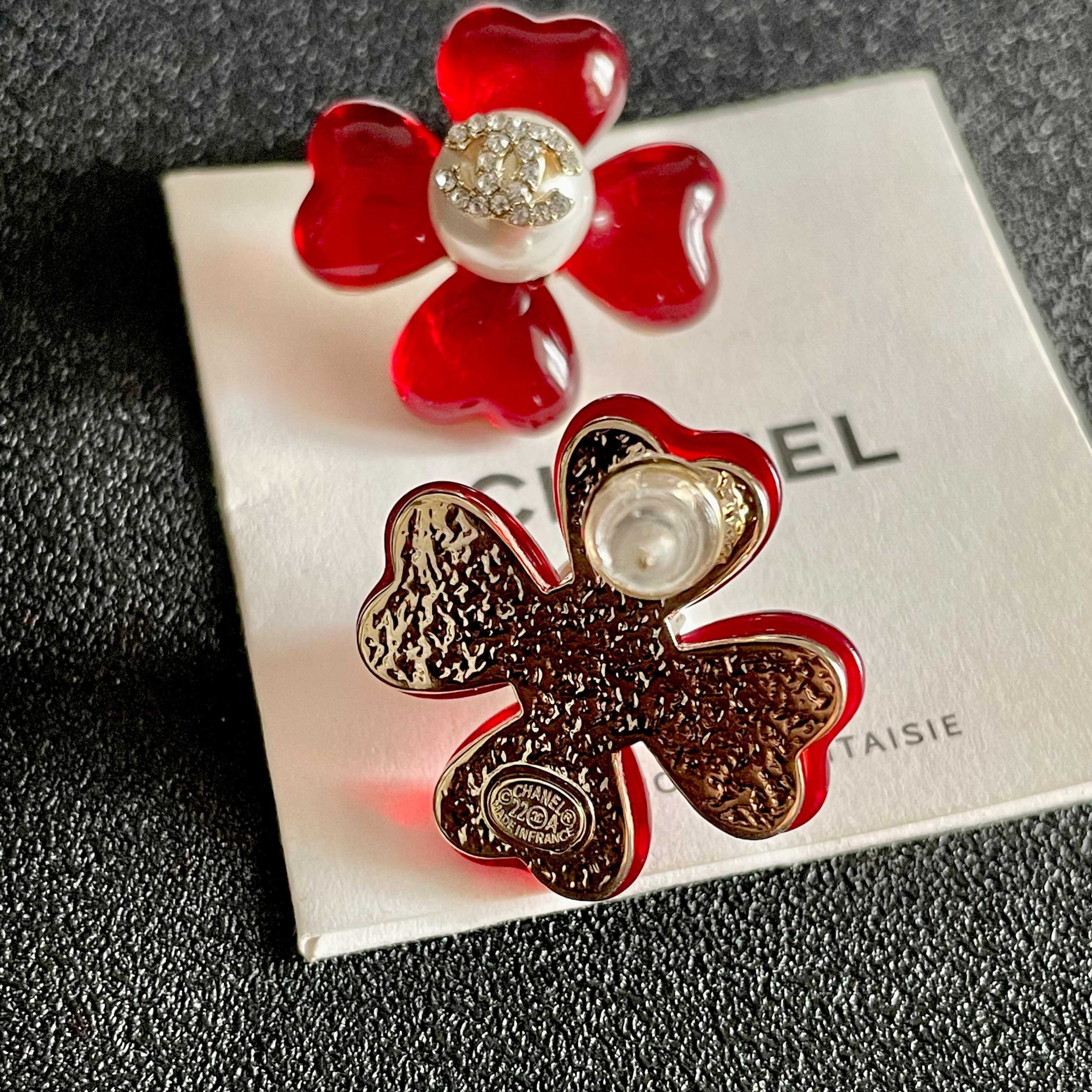 Chanel 一比一 女款 花朵耳環 紅色甜美設計 氣質百搭款| 9 Chanel 一比一 女款 花朵耳環 紅色甜美設計 氣質百搭款