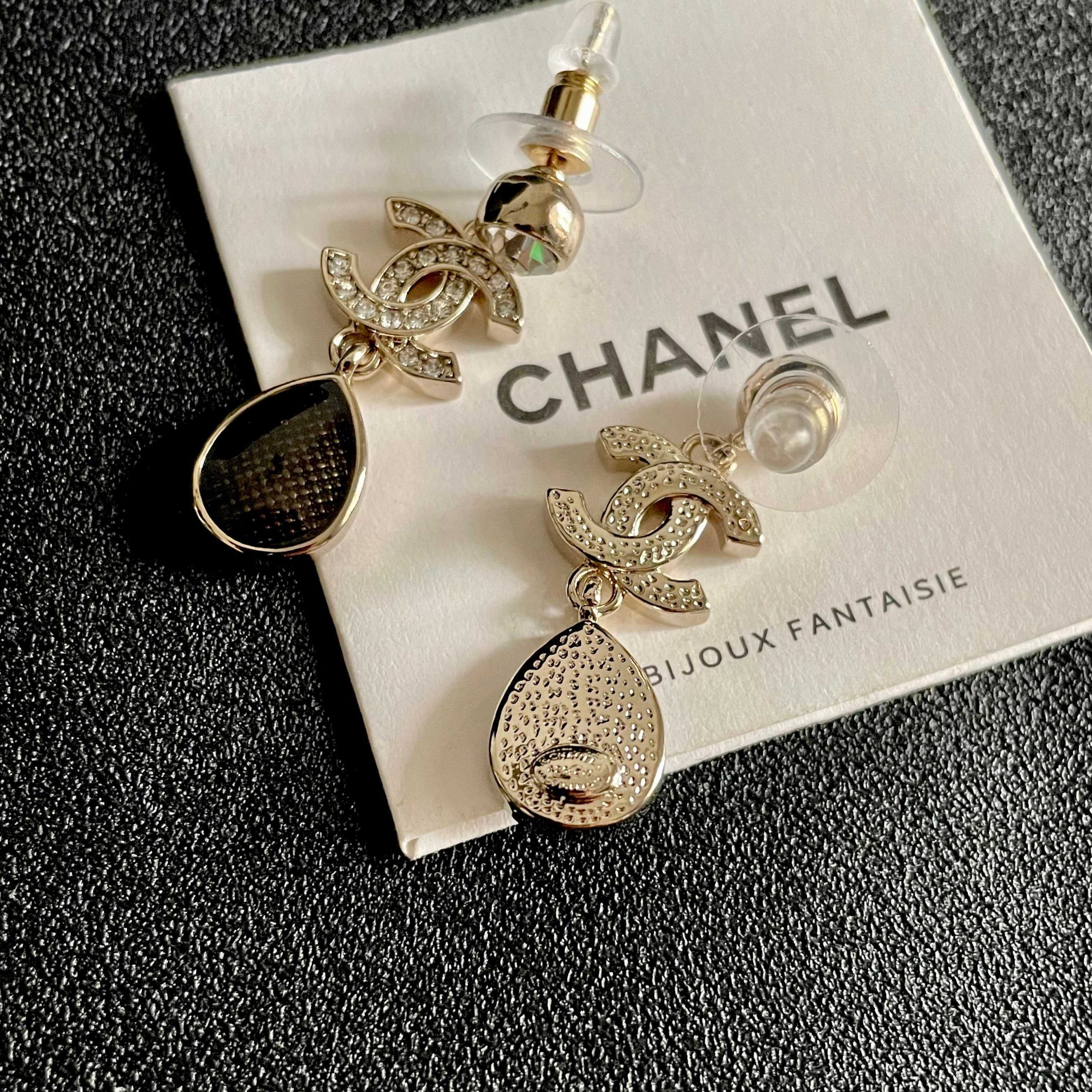 Chanel 原單 女款 黑色水滴耳環 經典優雅款 百搭設計| 9 Chanel 原單 女款 黑色水滴耳環 經典優雅款 百搭設計