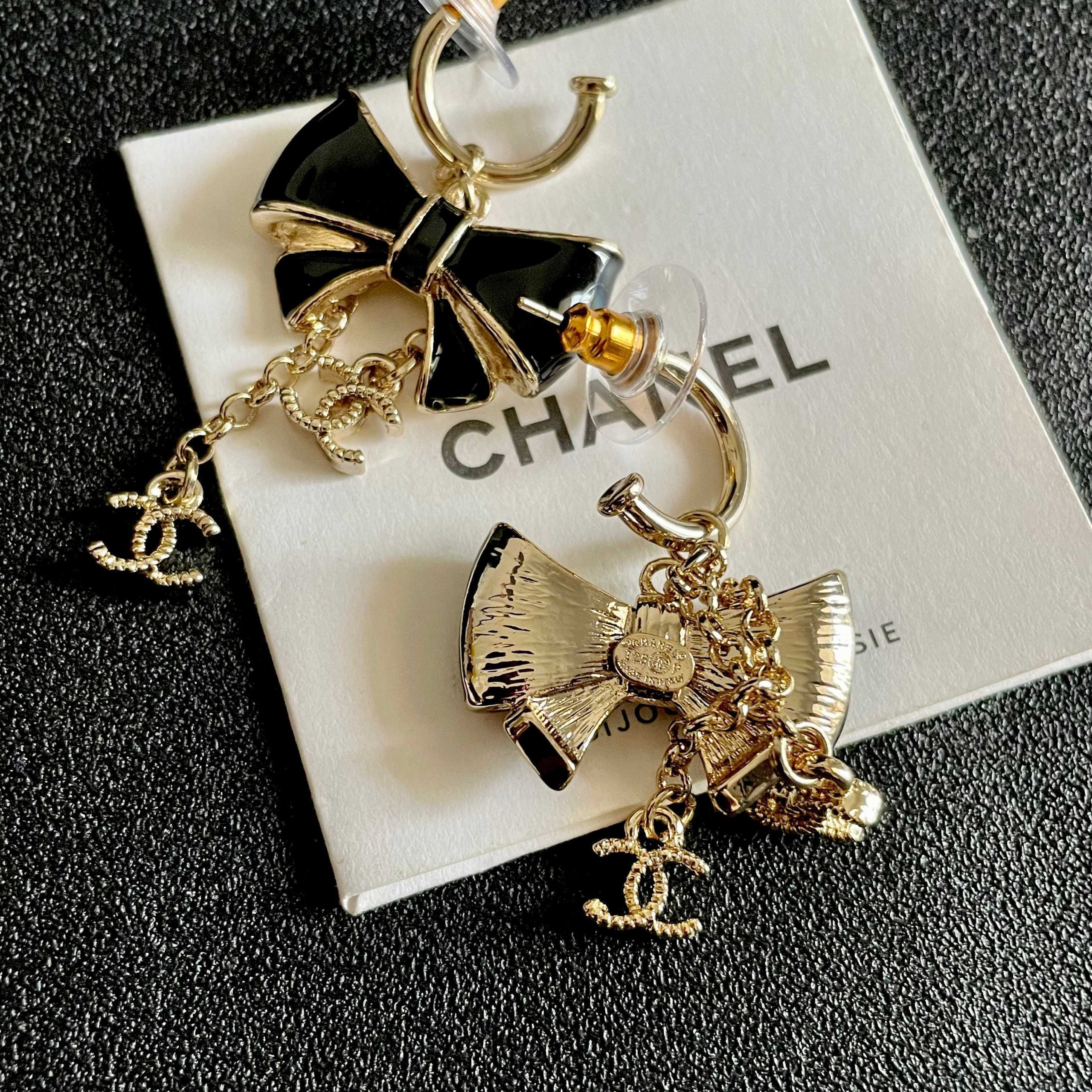 Chanel 高仿 女款 黑色蝴蝶結耳環 垂墜設計 氣質款| 9 Chanel 高仿 女款 黑色蝴蝶結耳環 垂墜設計 氣質款