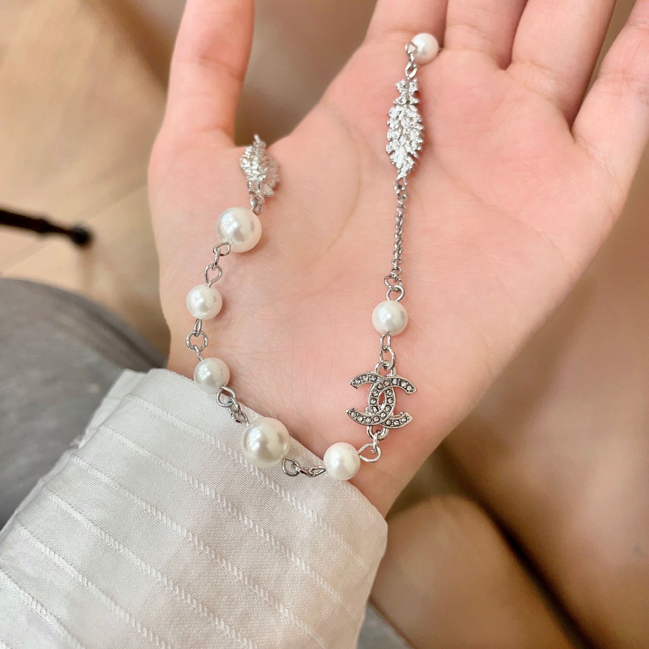 Chanel 一比一 女款 珍珠項鍊 雙C鎖骨鏈 優雅氣質款| 12 Chanel 一比一 女款 珍珠項鍊 雙C鎖骨鏈 優雅氣質款