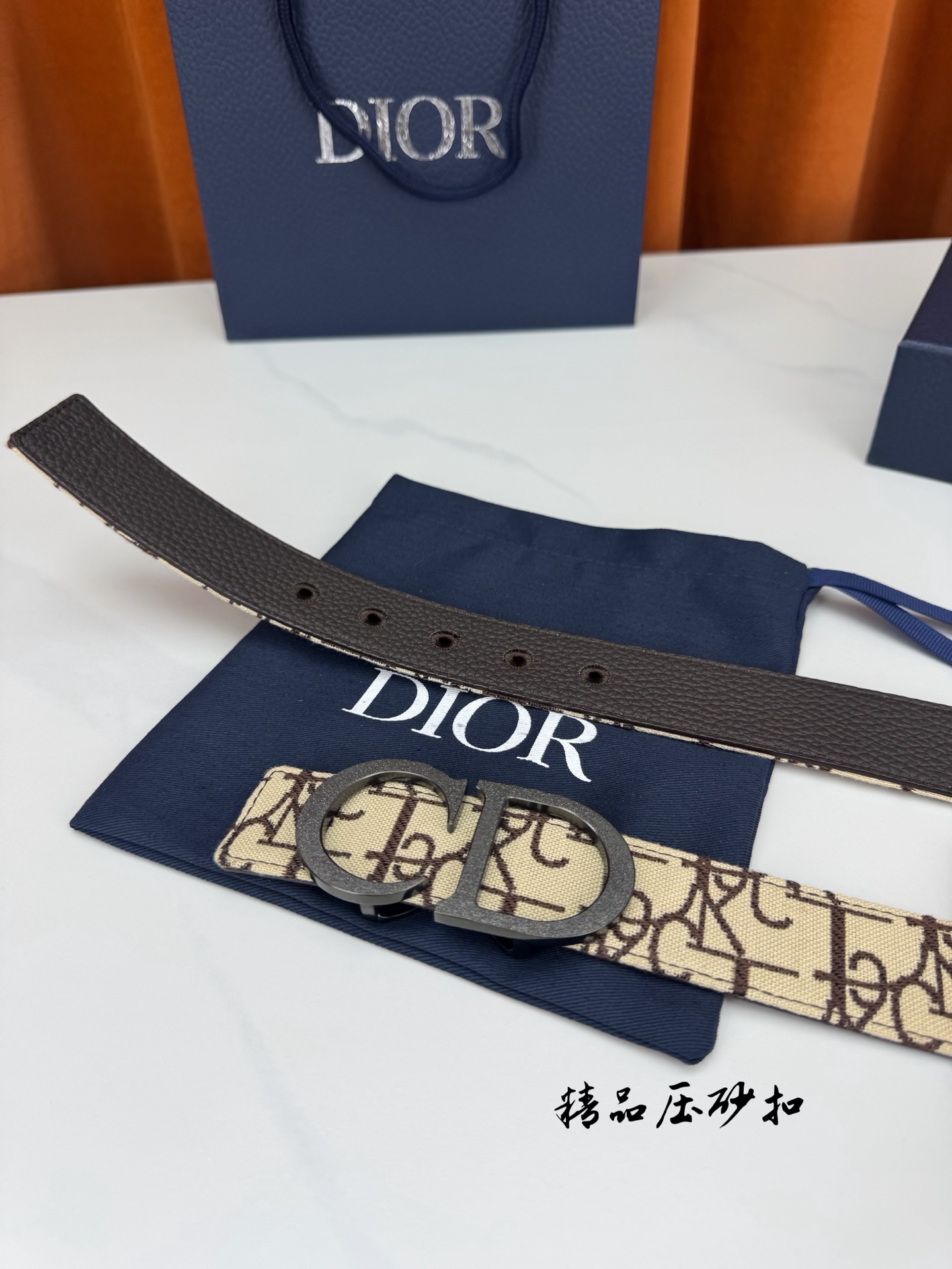 Dior 高仿 男款 CD老花帆布皮帶 經典Logo扣頭 百搭商務風| 8 Dior 高仿 男款 CD老花帆布皮帶 經典Logo扣頭 百搭商務風