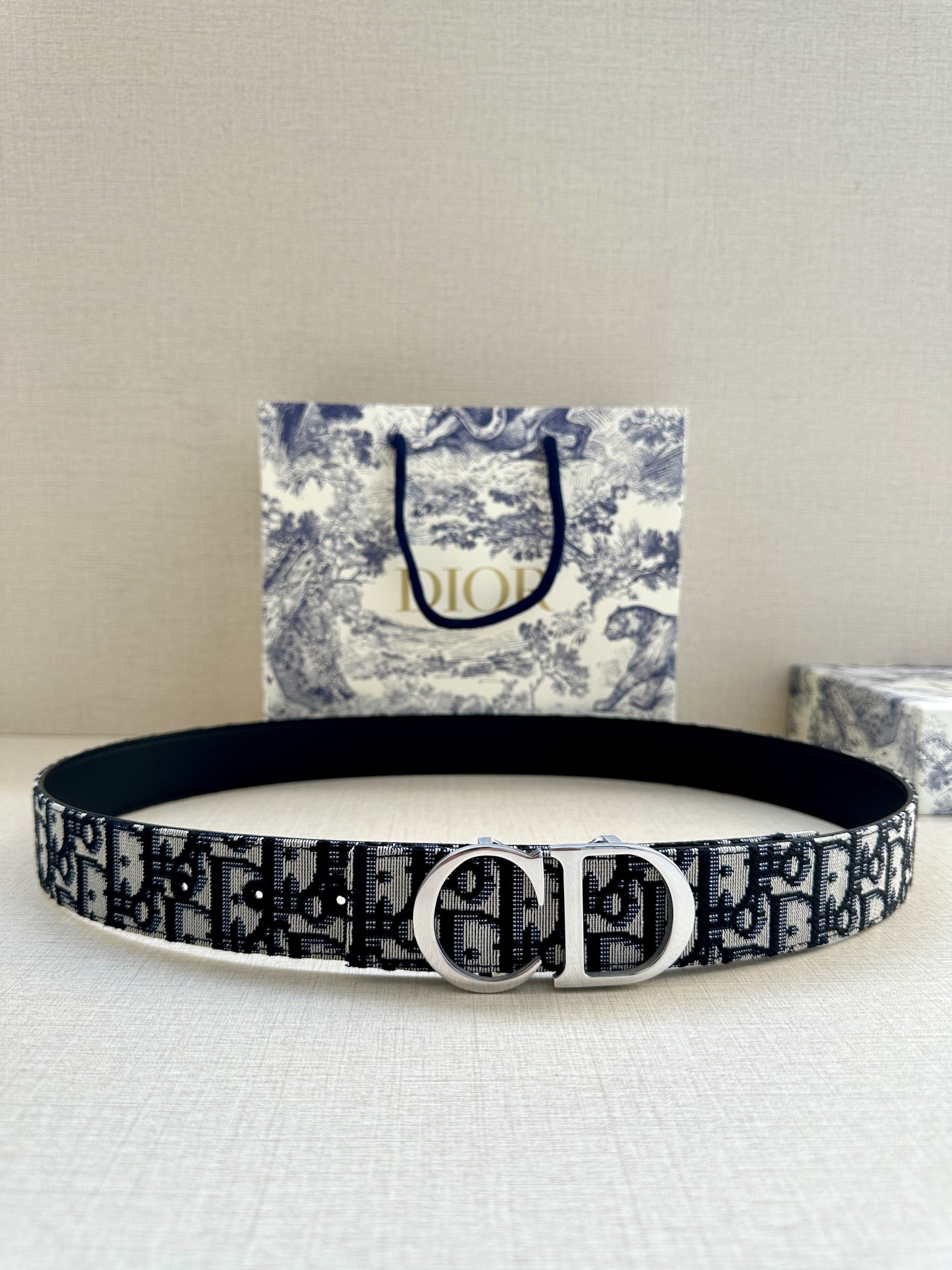 Dior 一比一 男款 CD黑色鱷魚壓紋皮帶 銀色扣頭 精品商務腰帶
