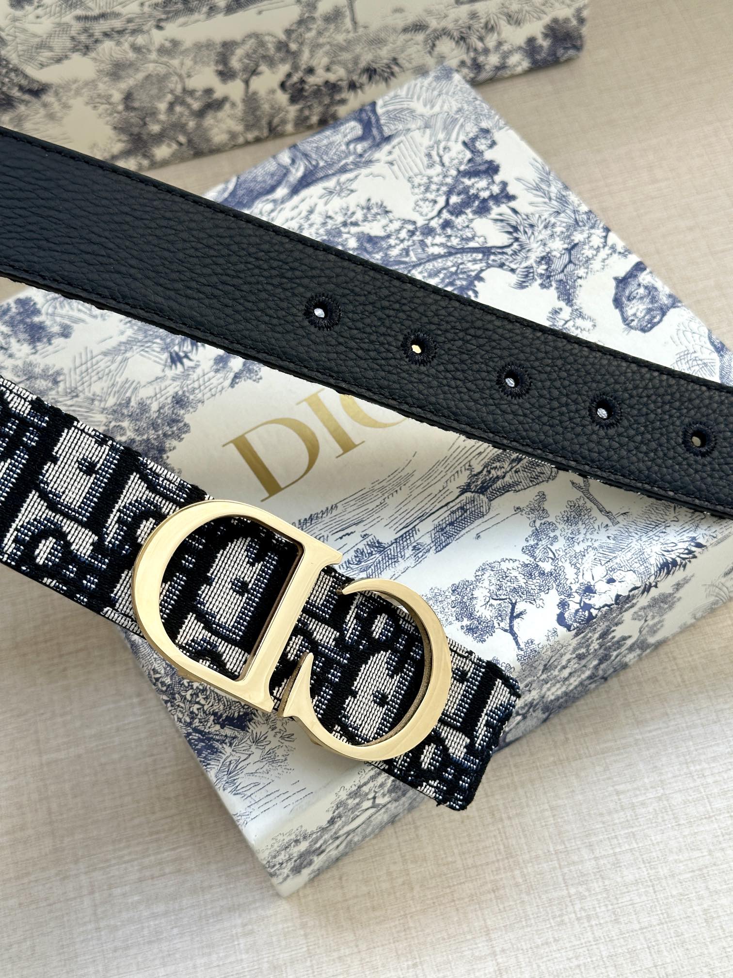 Dior 原單 男款 CD Oblique老花帆布皮帶 金色扣 精品腰帶| 7 Dior 原單 男款 CD Oblique老花帆布皮帶 金色扣 精品腰帶