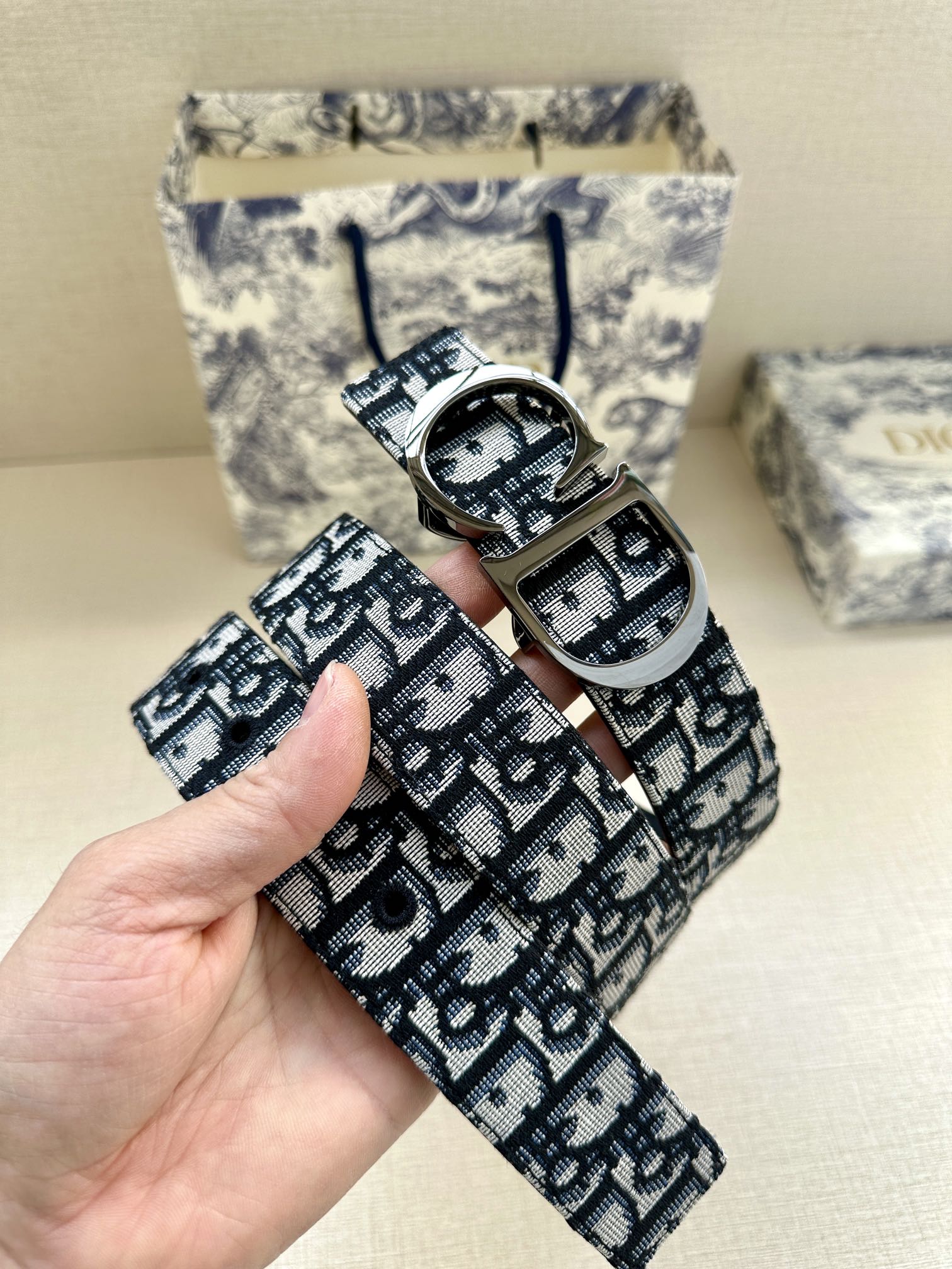 Dior 一比一 男款 Oblique老花帆布皮帶 銀色CD扣 經典精品款| 12 Dior 一比一 男款 Oblique老花帆布皮帶 銀色CD扣 經典精品款