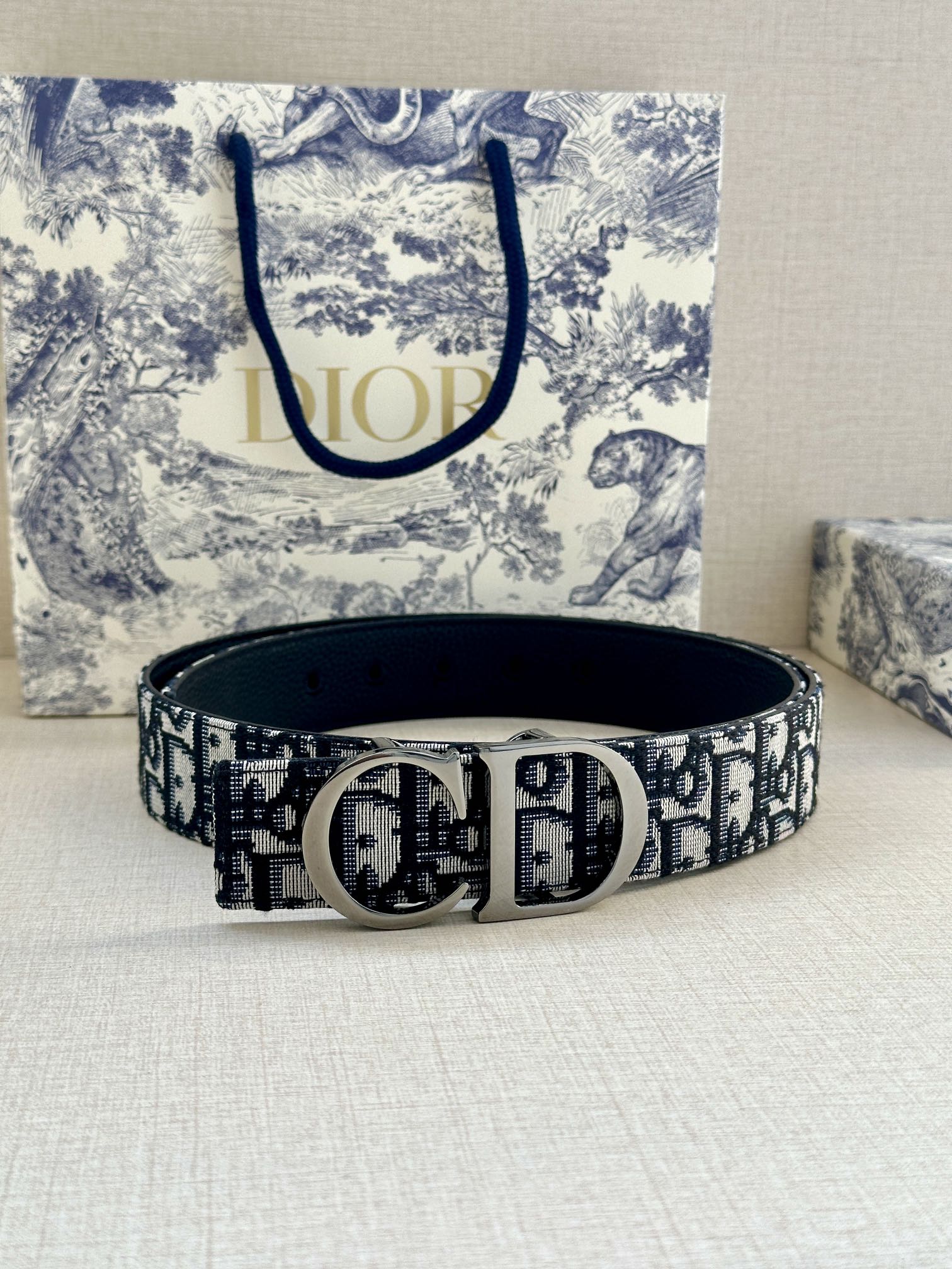 Dior 一比一 男款 Oblique老花帆布皮帶 銀色CD扣 經典精品款| 11 Dior 一比一 男款 Oblique老花帆布皮帶 銀色CD扣 經典精品款