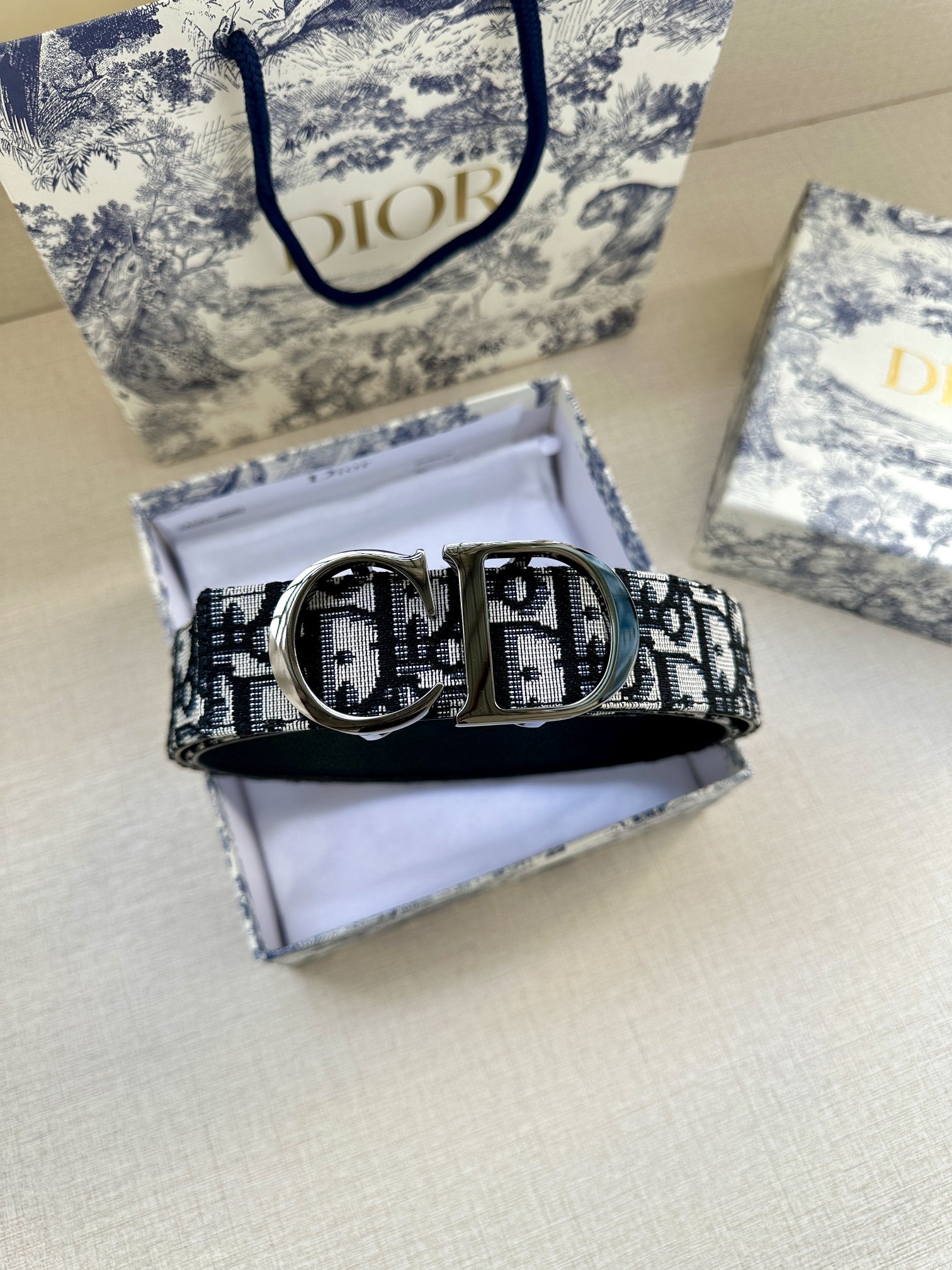 Dior 一比一 男款 Oblique老花帆布皮帶 銀色CD扣 經典精品款| 8 Dior 一比一 男款 Oblique老花帆布皮帶 銀色CD扣 經典精品款