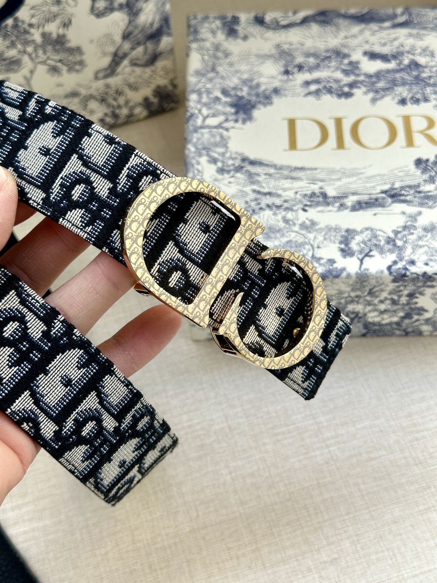 Dior 一比一 男款 CD Oblique老花皮帶 黑色扣 精品潮流腰帶| 10 Dior 一比一 男款 CD Oblique老花皮帶 黑色扣 精品潮流腰帶