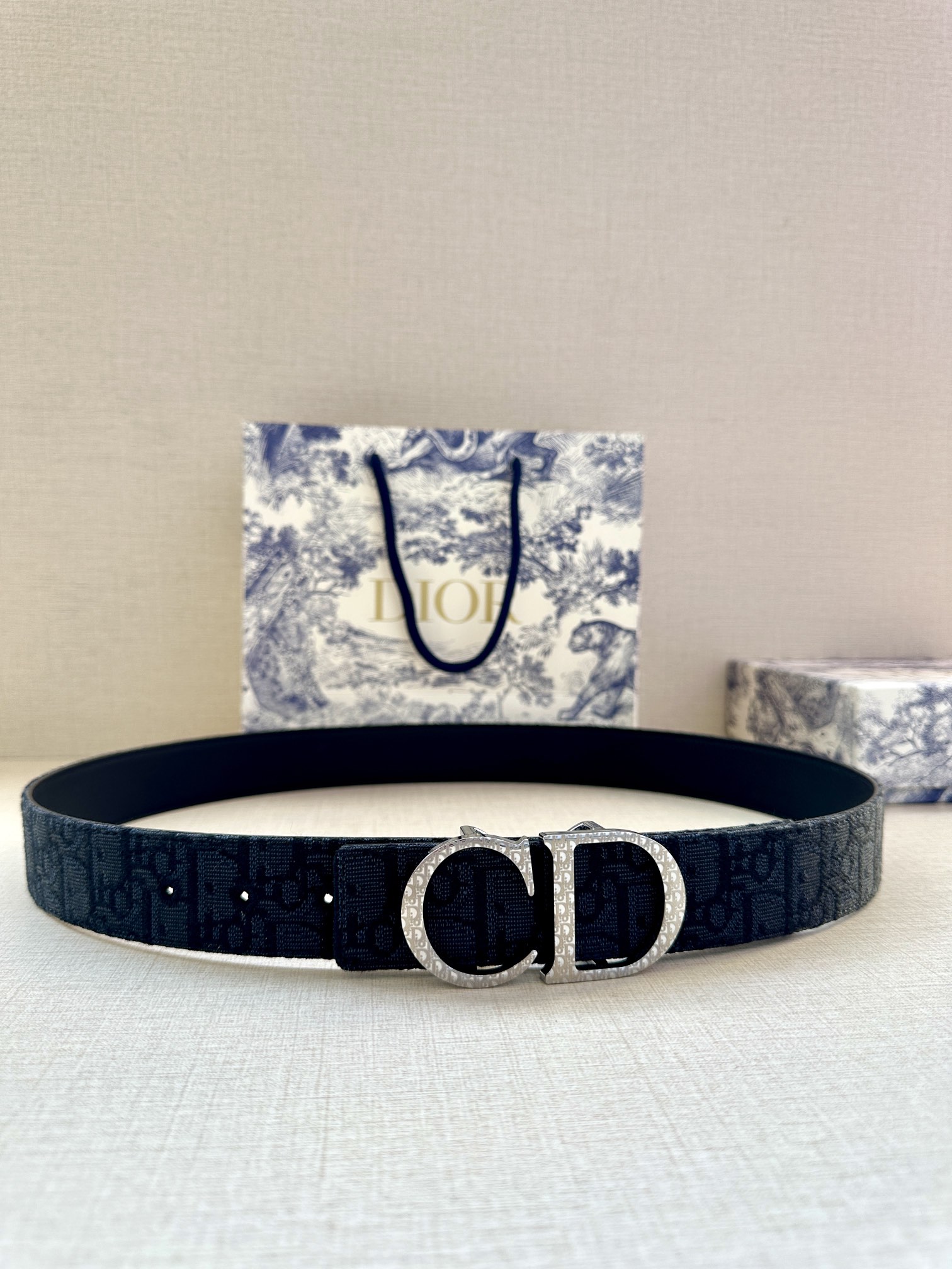 Dior 一比一 男款 Oblique老花皮帶 黑色CD扣 精品潮流款| 6 Dior 一比一 男款 Oblique老花皮帶 黑色CD扣 精品潮流款