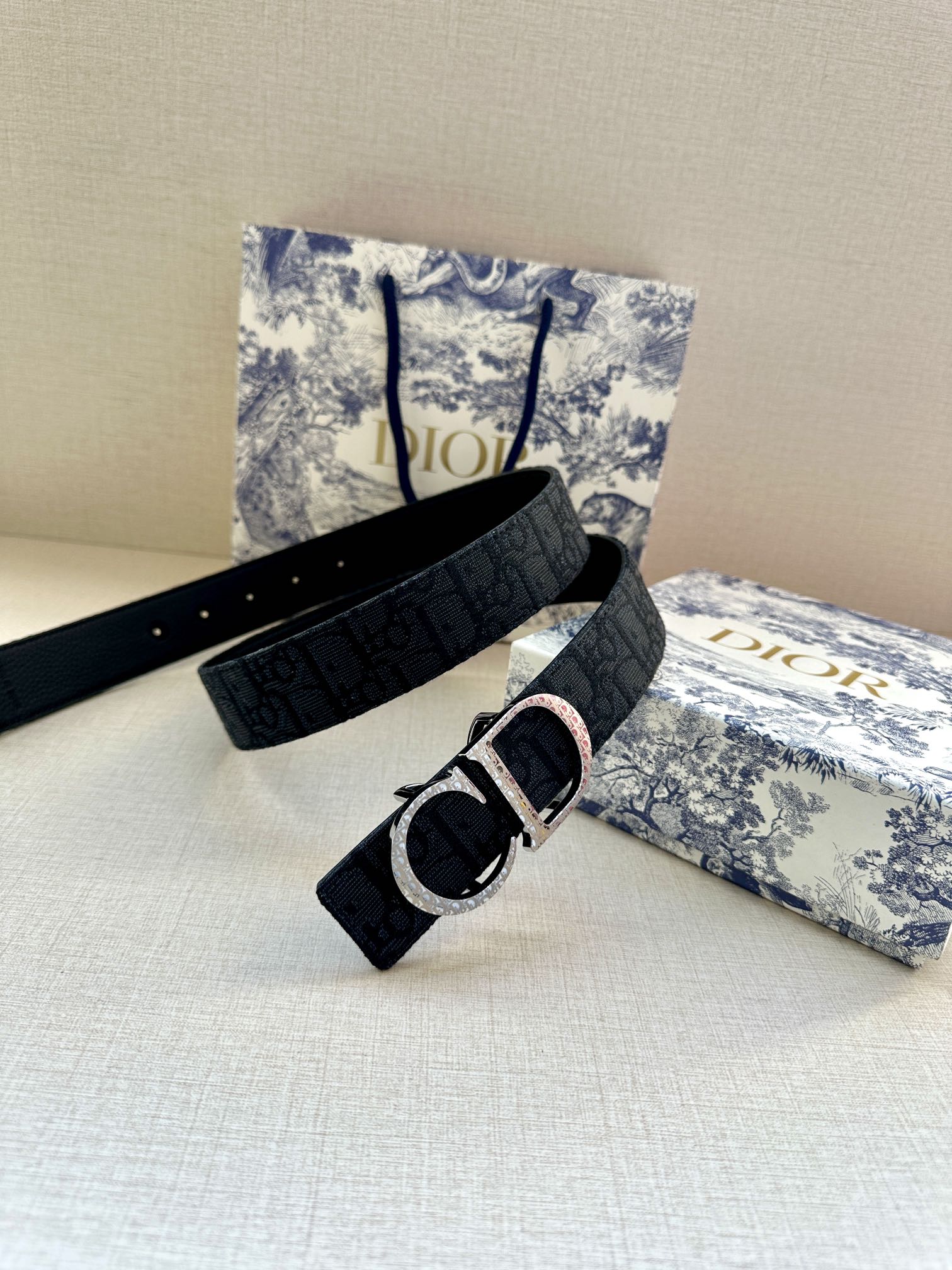 Dior 一比一 男款 Oblique老花皮帶 黑色CD扣 精品潮流款| 12 Dior 一比一 男款 Oblique老花皮帶 黑色CD扣 精品潮流款