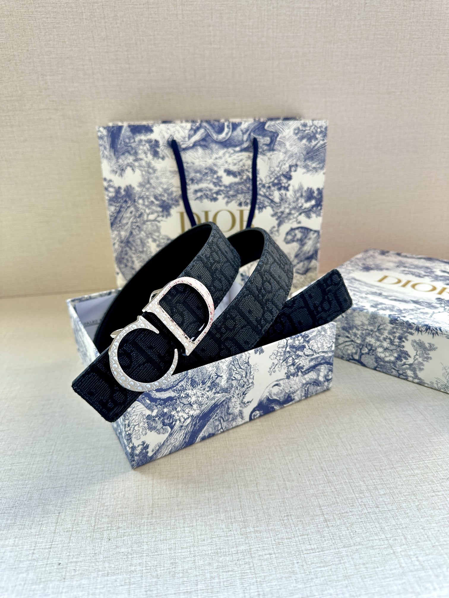 Dior 一比一 男款 Oblique老花皮帶 黑色CD扣 精品潮流款| 7 Dior 一比一 男款 Oblique老花皮帶 黑色CD扣 精品潮流款