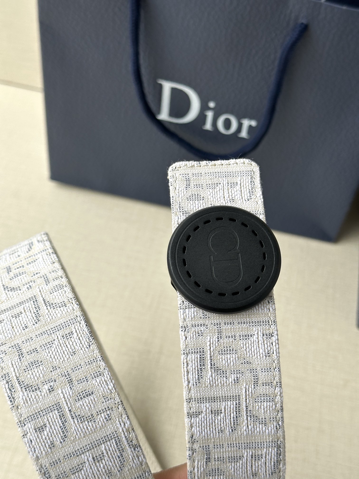 Dior 一比一 男款 光滑牛皮皮帶 金色D扣 商務精品款| 8 Dior 一比一 男款 光滑牛皮皮帶 金色D扣 商務精品款