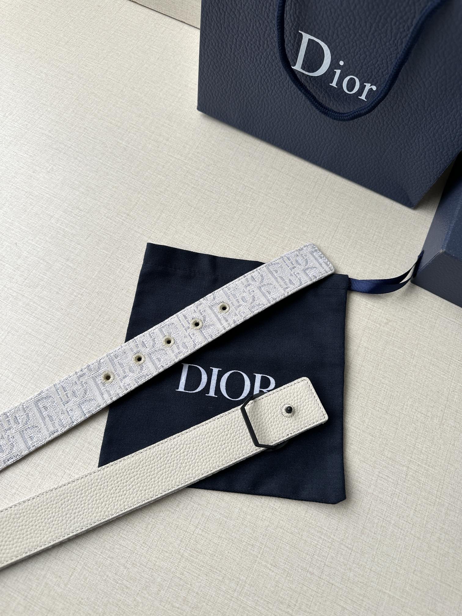 Dior 一比一 男款 光滑牛皮皮帶 金色D扣 商務精品款| 7 Dior 一比一 男款 光滑牛皮皮帶 金色D扣 商務精品款