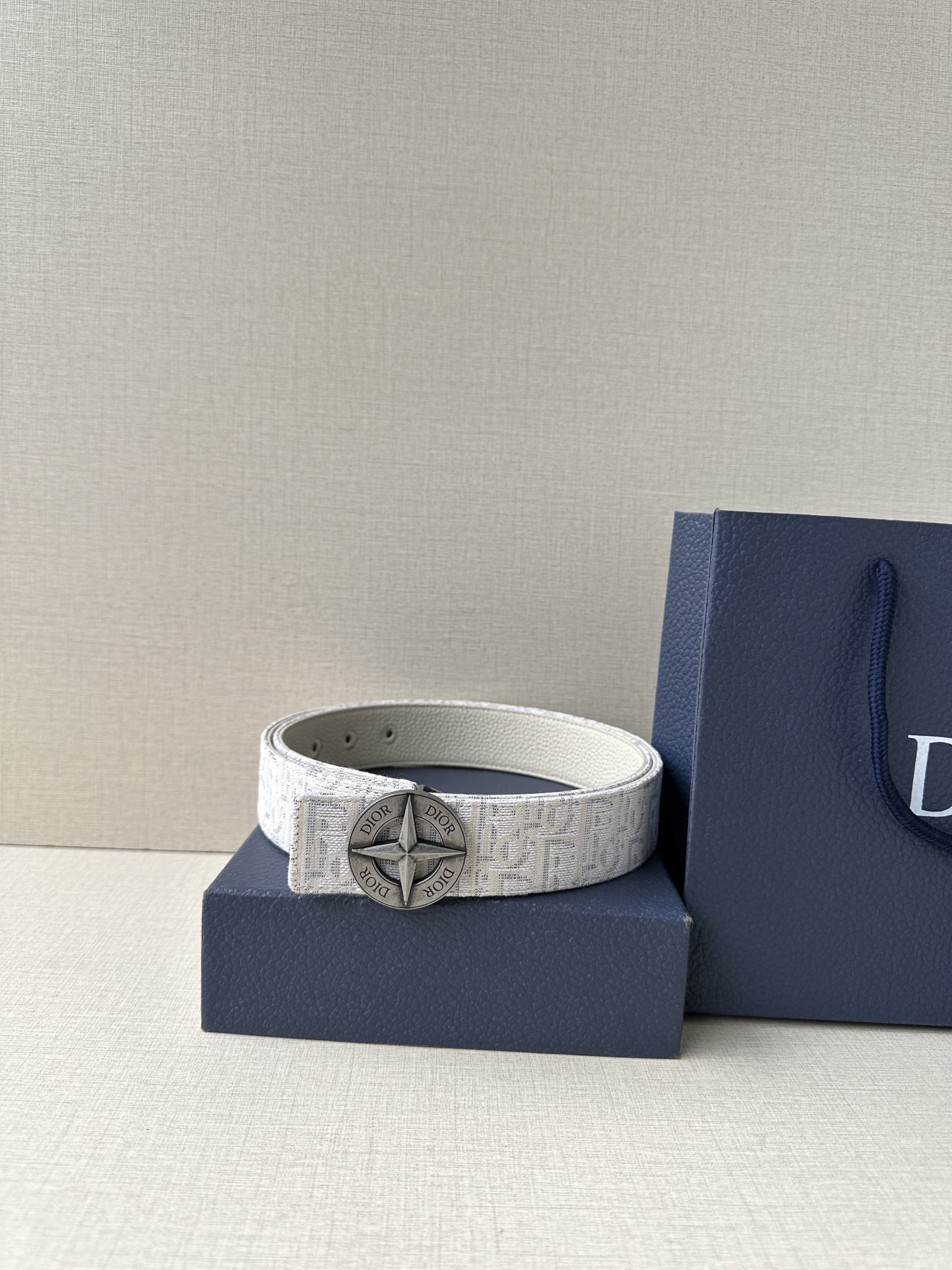 Dior 高仿 男款 Oblique老花帆布皮帶 復古金屬扣 精品潮流款| 11 Dior 高仿 男款 Oblique老花帆布皮帶 復古金屬扣 精品潮流款