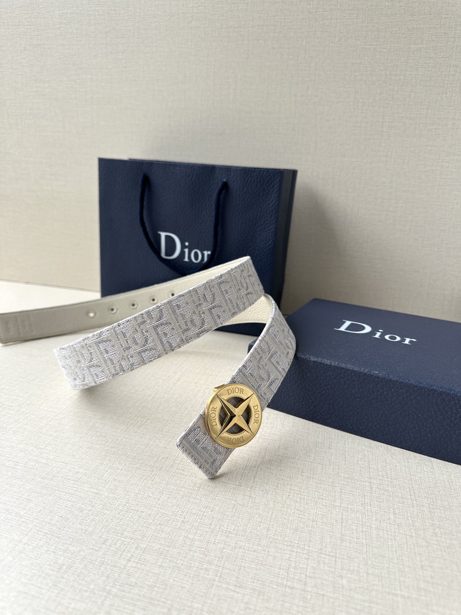 Dior 一比一 男款 Oblique老花帆布皮帶 黑色星盤扣 經典潮流款| 12 Dior 一比一 男款 Oblique老花帆布皮帶 黑色星盤扣 經典潮流款