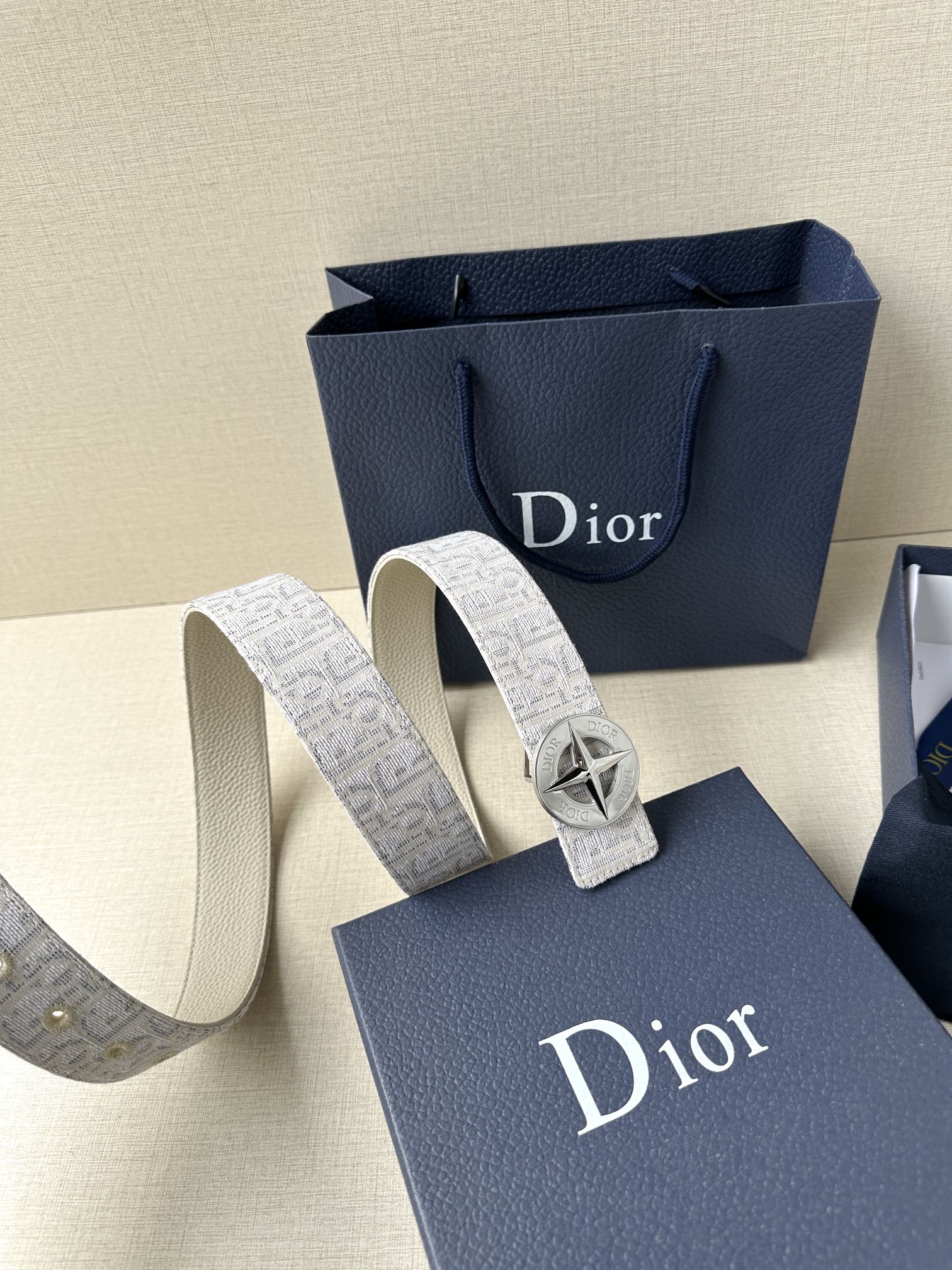 Dior 一比一 男款 Oblique老花帆布皮帶 黑色星盤扣 經典潮流款| 9 Dior 一比一 男款 Oblique老花帆布皮帶 黑色星盤扣 經典潮流款