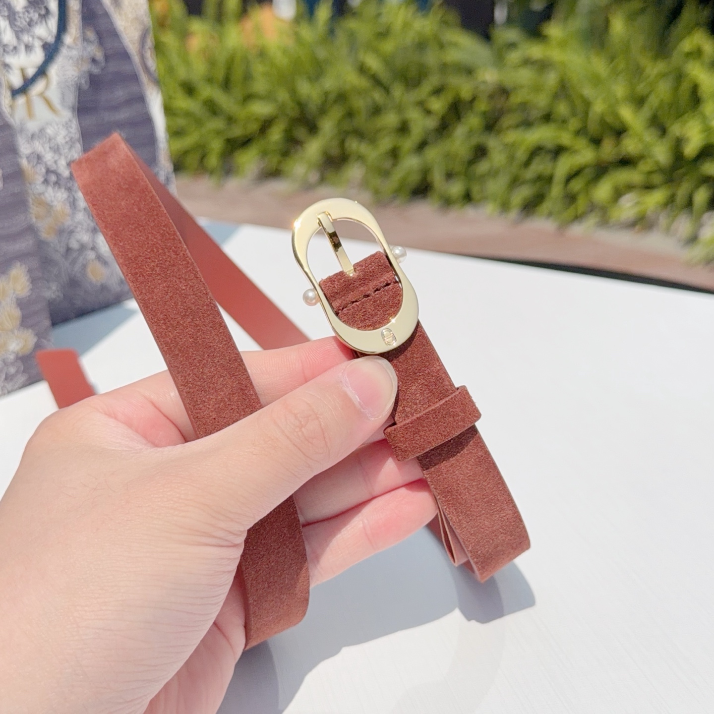 Dior 原單 女款 麂皮窄版皮帶 金色橢圓扣 氣質百搭款| 10 Dior 原單 女款 麂皮窄版皮帶 金色橢圓扣 氣質百搭款