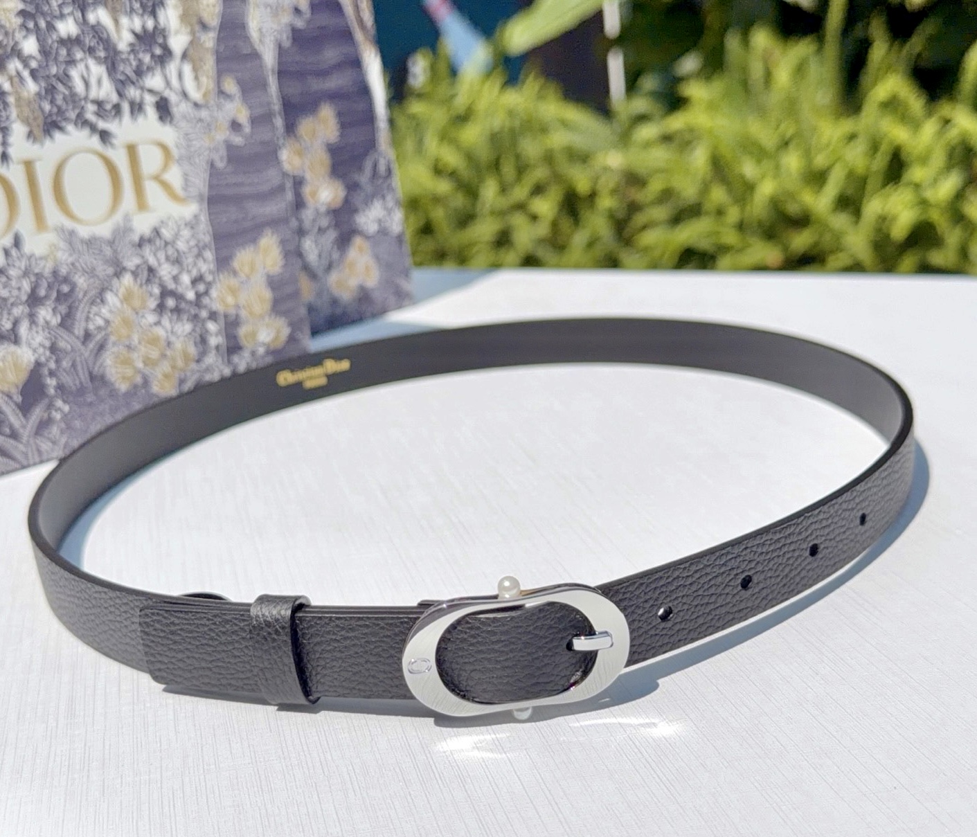 Dior 高仿 女款 荔枝紋牛皮皮帶 灰色皮革 銀色橢圓扣 簡約時尚款| 13 Dior 高仿 女款 荔枝紋牛皮皮帶 灰色皮革 銀色橢圓扣 簡約時尚款