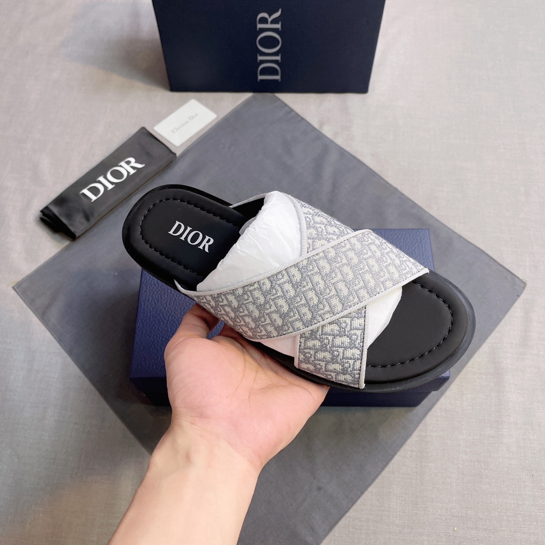 Dior 高仿 男款 Oblique交叉拖鞋 百搭休閒款| 10 Dior 高仿 男款 Oblique交叉拖鞋 百搭休閒款