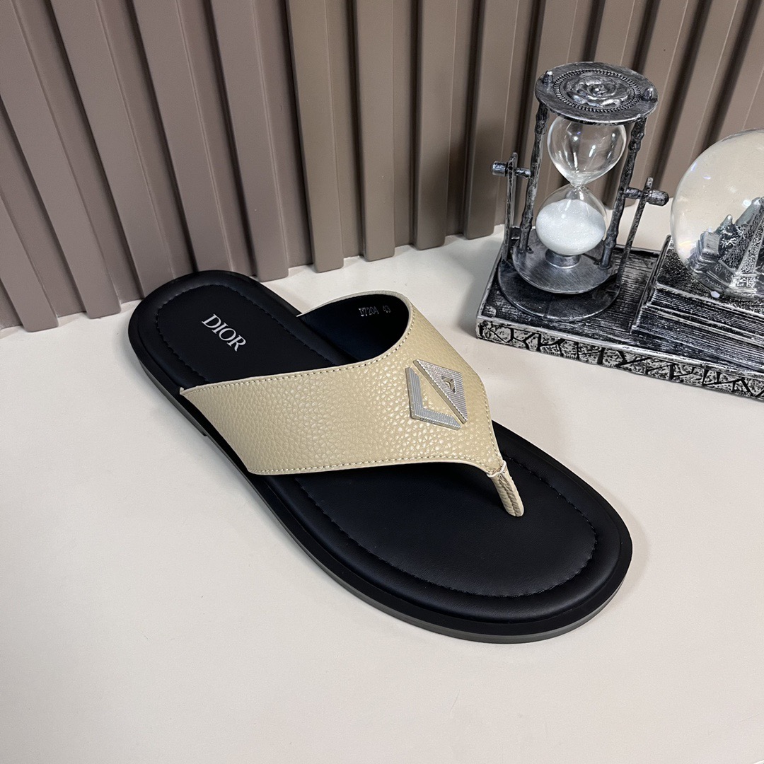 Dior 高仿 男款 真皮人字拖鞋 夏季休閒款| 12 Dior 高仿 男款 真皮人字拖鞋 夏季休閒款