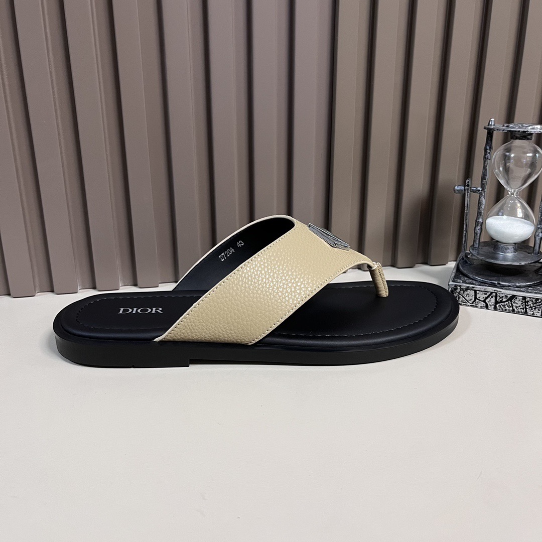 Dior 高仿 男款 真皮人字拖鞋 夏季休閒款| 11 Dior 高仿 男款 真皮人字拖鞋 夏季休閒款