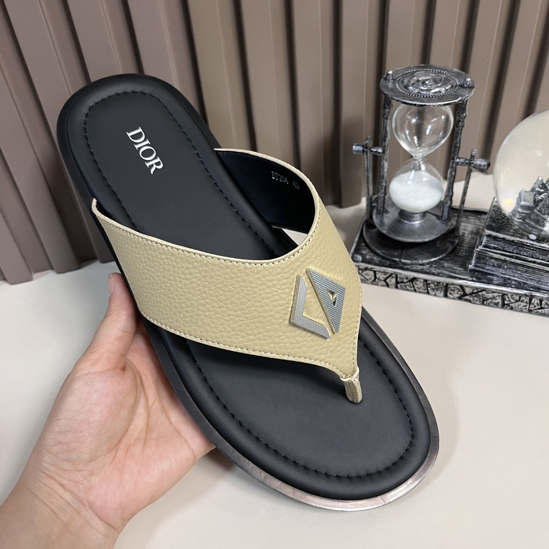 Dior 高仿 男款 真皮人字拖鞋 夏季休閒款| 10 Dior 高仿 男款 真皮人字拖鞋 夏季休閒款