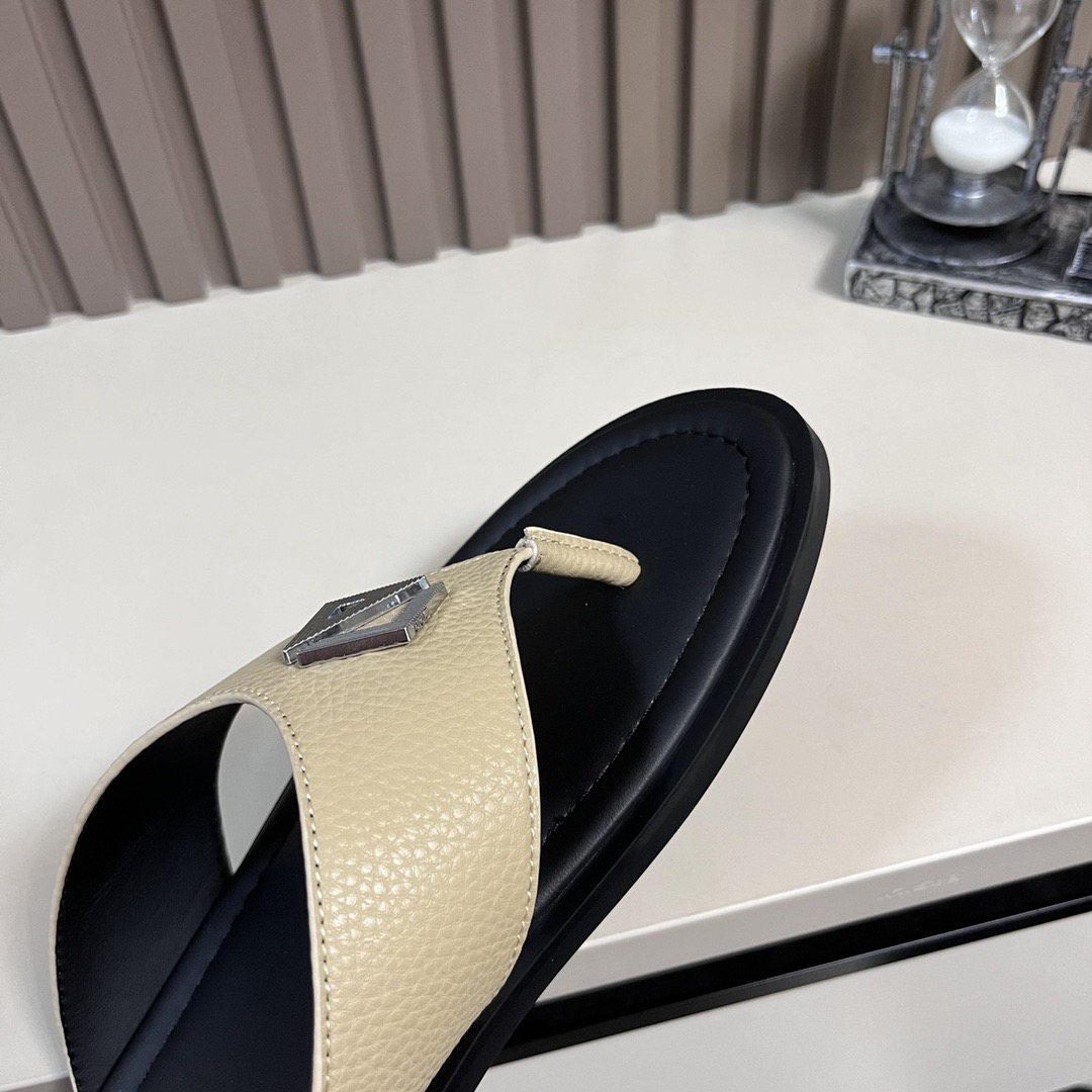 Dior 高仿 男款 真皮人字拖鞋 夏季休閒款| 9 Dior 高仿 男款 真皮人字拖鞋 夏季休閒款