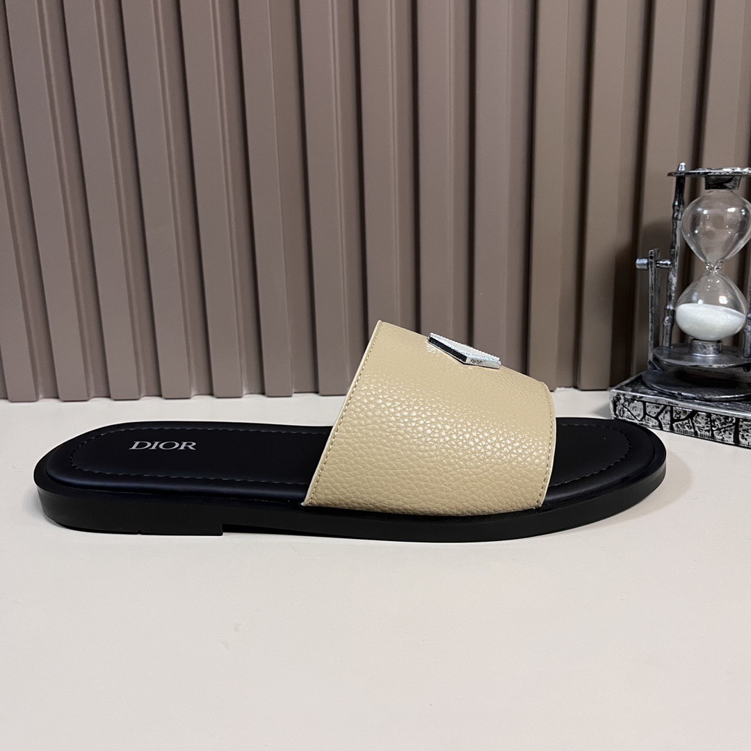 Dior 高仿 男款 真皮Logo拖鞋 夏季時尚款| 9 Dior 高仿 男款 真皮Logo拖鞋 夏季時尚款