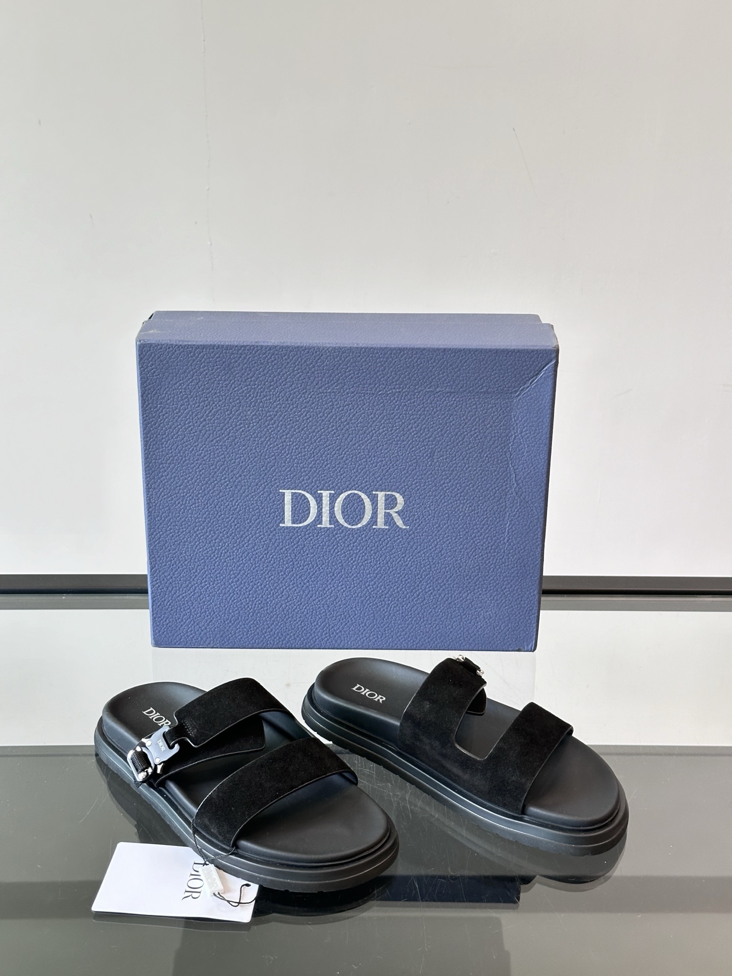 DIOR 一比一 男款雙帶皮革拖鞋 黑色經典涼拖| 15 DIOR 一比一 男款雙帶皮革拖鞋 黑色經典涼拖
