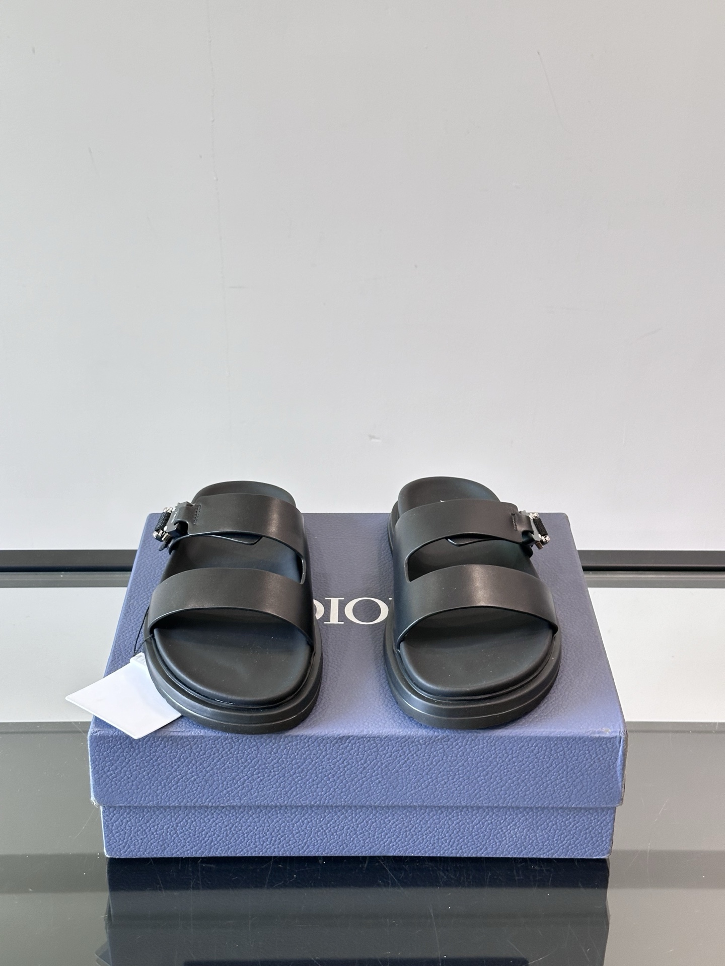 DIOR 一比一 男款雙帶皮革拖鞋 黑色經典涼拖| 14 DIOR 一比一 男款雙帶皮革拖鞋 黑色經典涼拖