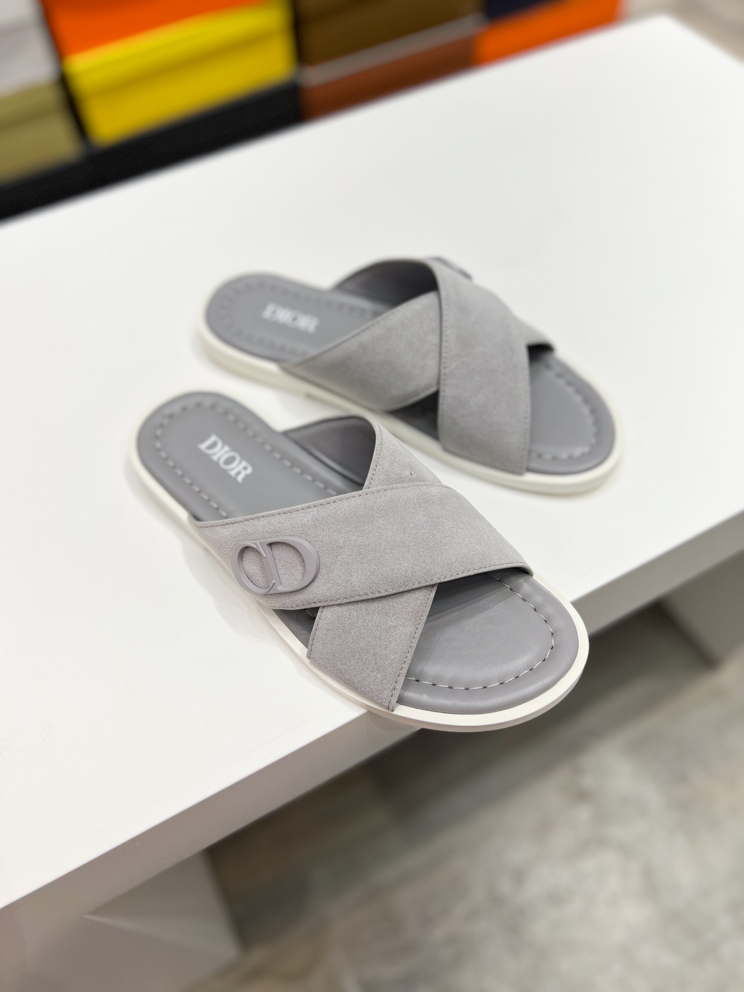 DIOR 高仿 男款CD交叉帶拖鞋 灰色優雅涼拖