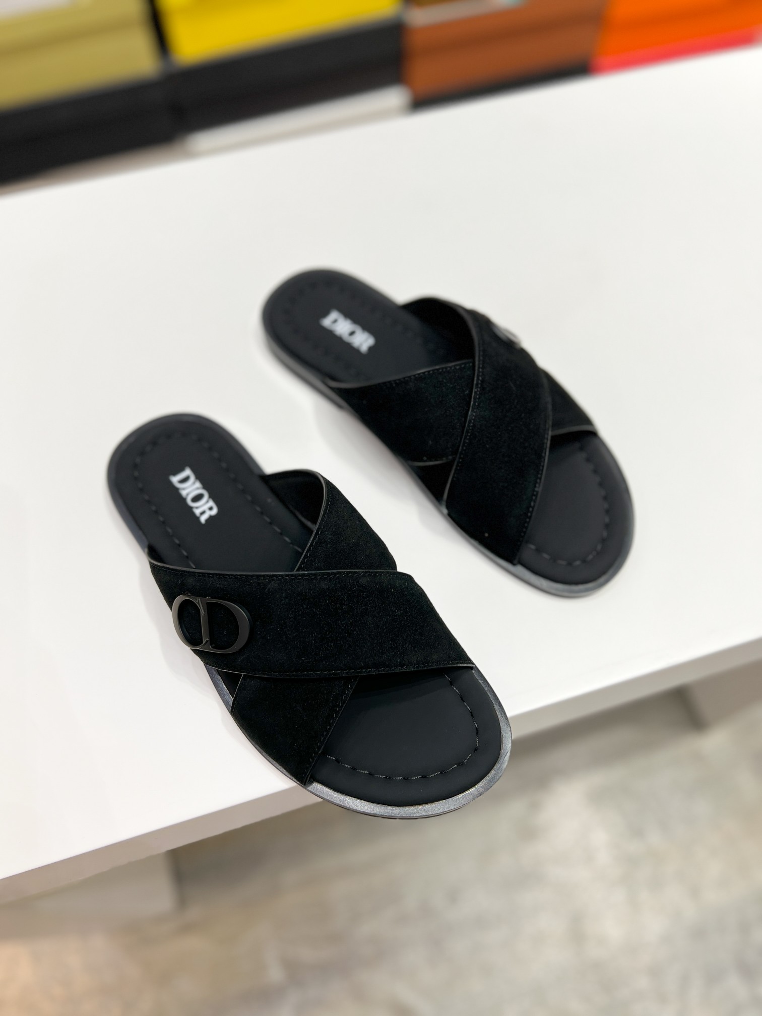 DIOR 一比一 男款CD交叉拖鞋 黑色麂皮涼拖 潮流百搭款| 12 DIOR 一比一 男款CD交叉拖鞋 黑色麂皮涼拖 潮流百搭款