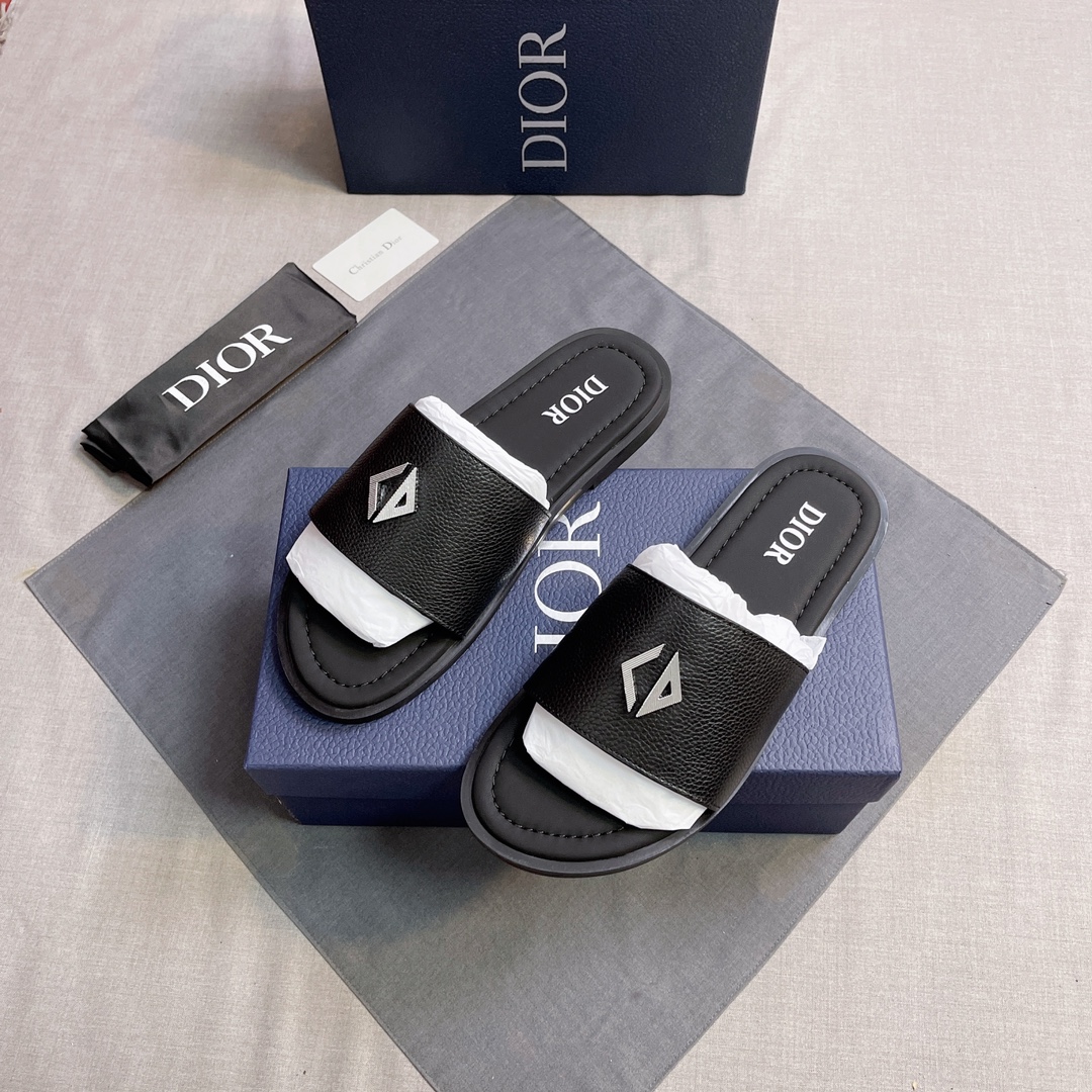 DIOR 高仿 男款CD皮革拖鞋 深藍休閒涼拖 潮流百搭| 13 DIOR 高仿 男款CD皮革拖鞋 深藍休閒涼拖 潮流百搭