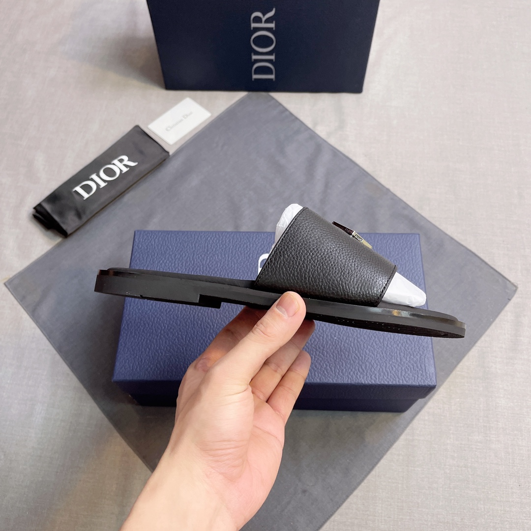 DIOR 高仿 男款CD皮革拖鞋 深藍休閒涼拖 潮流百搭| 11 DIOR 高仿 男款CD皮革拖鞋 深藍休閒涼拖 潮流百搭